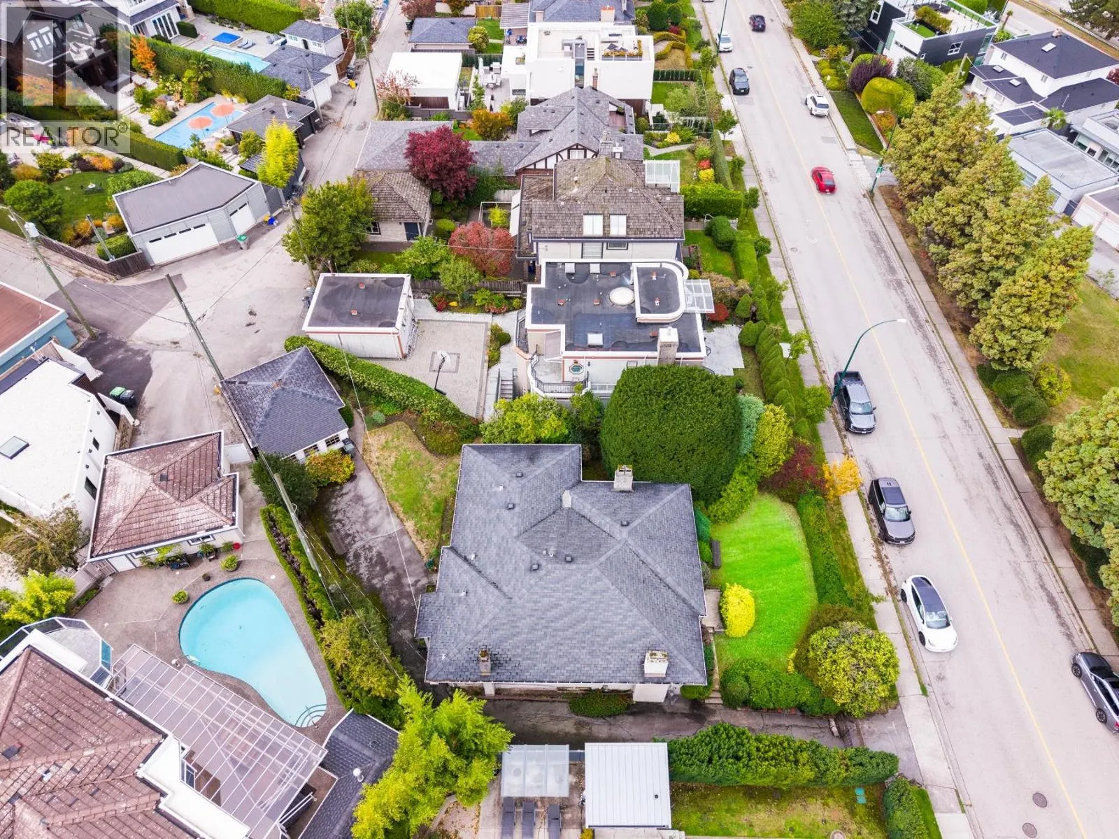 4275 QUESNEL DRIVE
