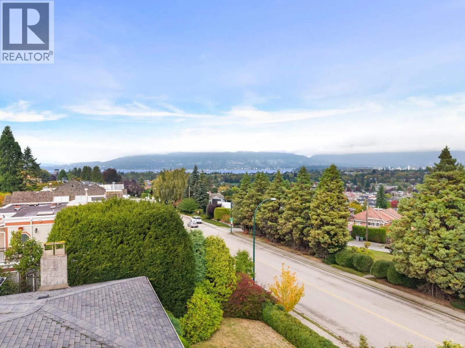 4275 QUESNEL DRIVE