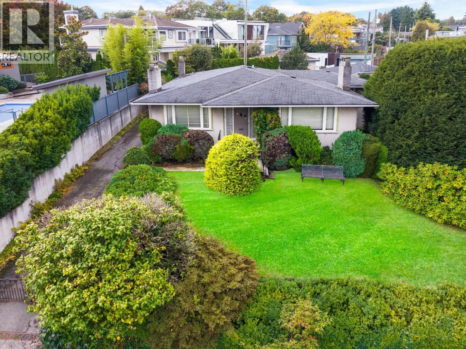 4275 QUESNEL DRIVE