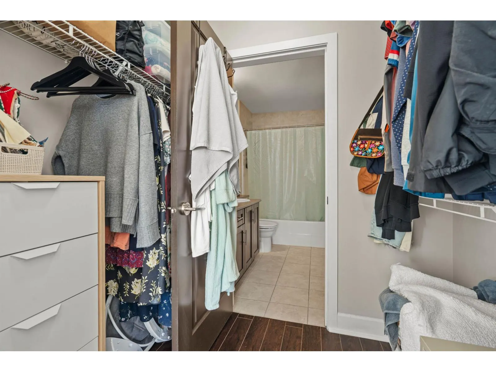 216 46262 FIRST AVENUE|Chilliwack Proper East