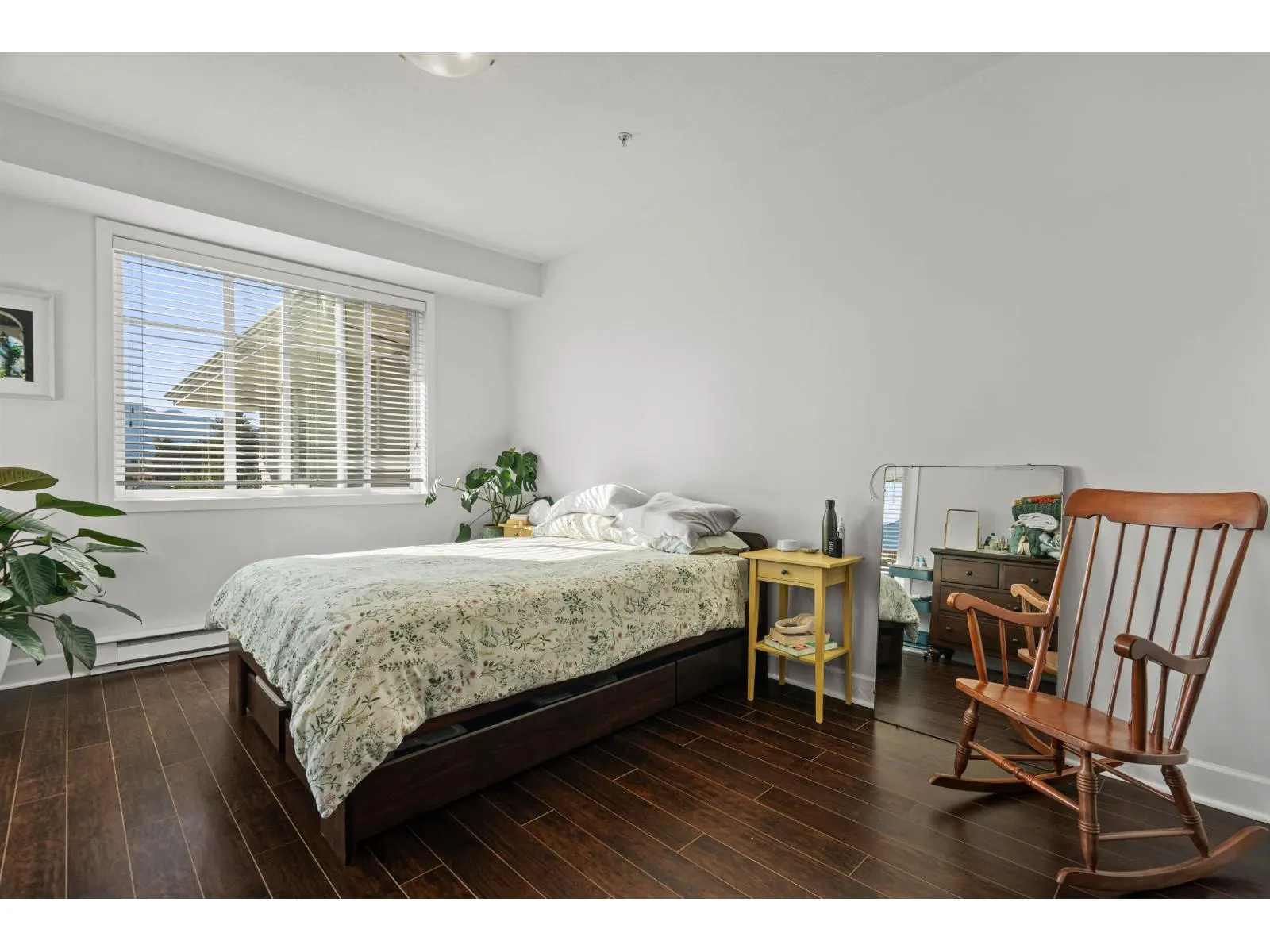 216 46262 FIRST AVENUE|Chilliwack Proper East