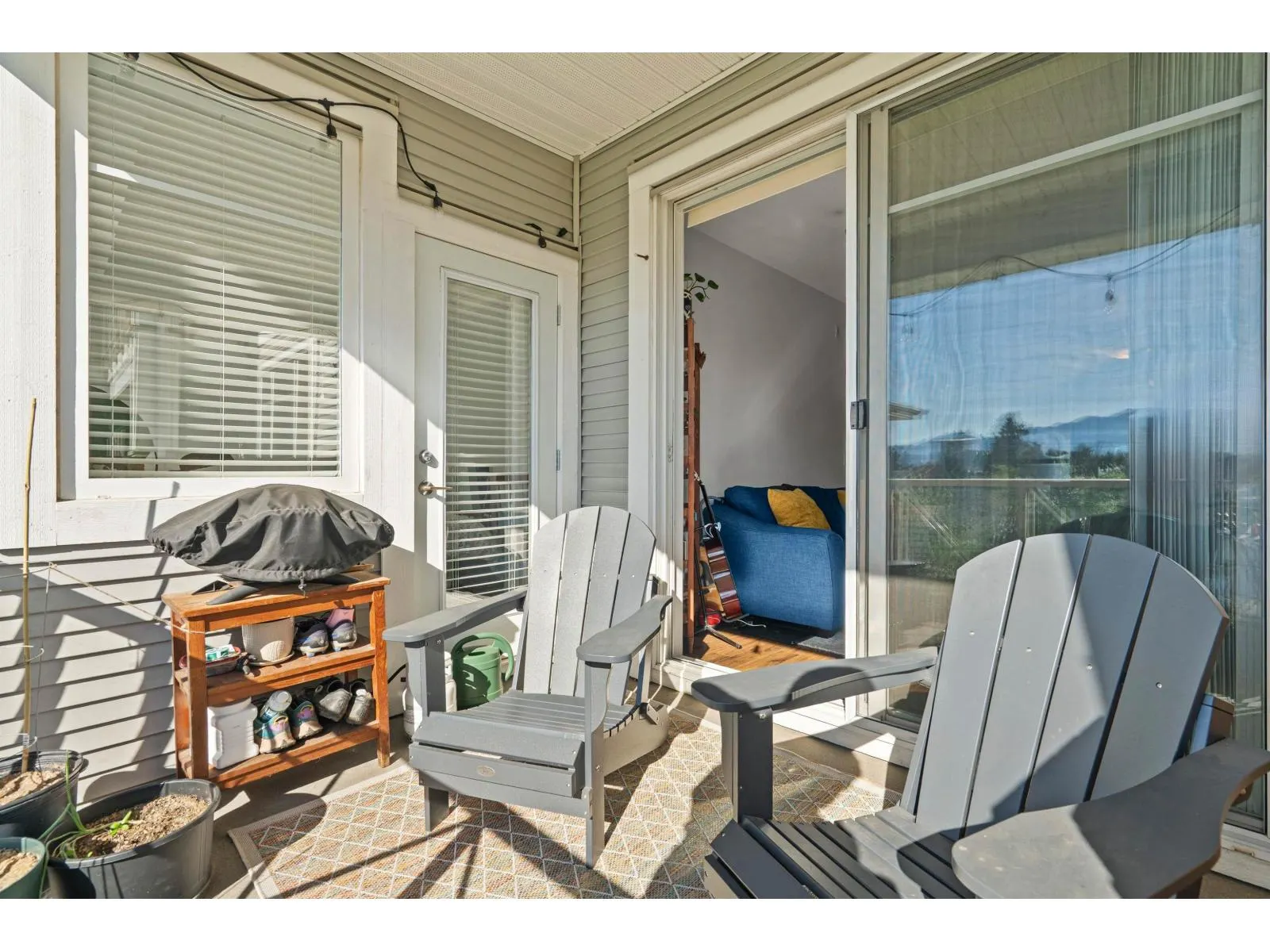 216 46262 FIRST AVENUE|Chilliwack Proper East
