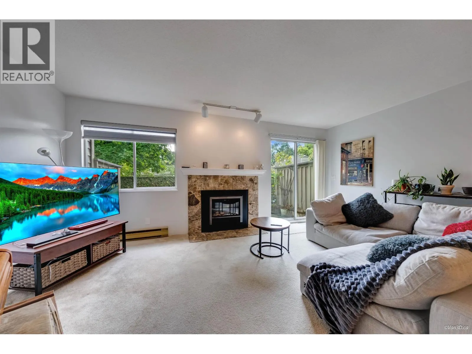 808 ROCHE POINT DRIVE