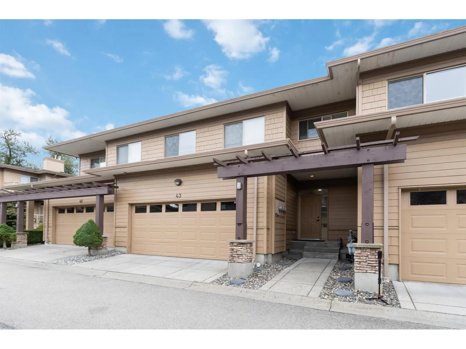 43 16655 64 AVENUE