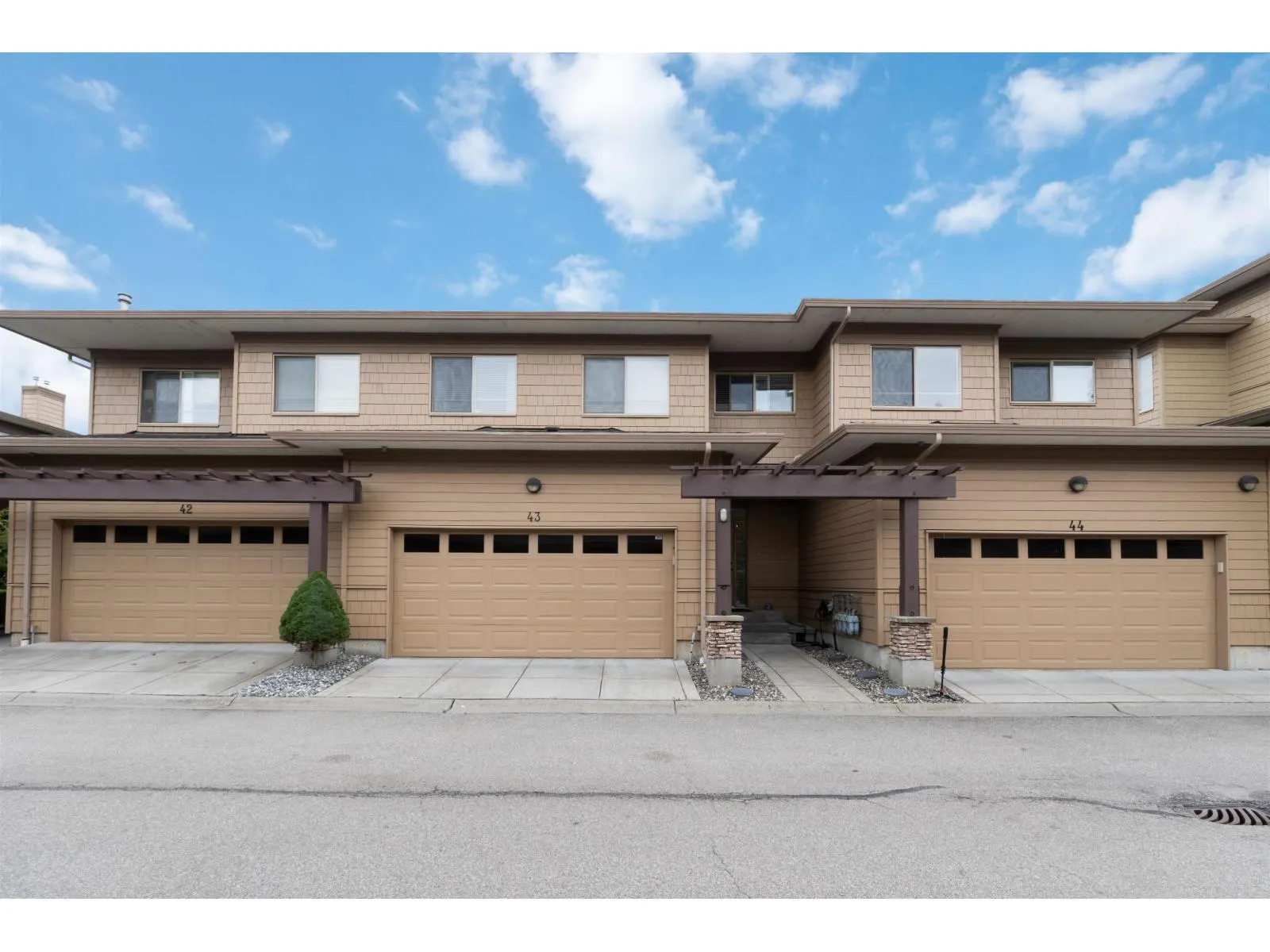 43 16655 64 AVENUE