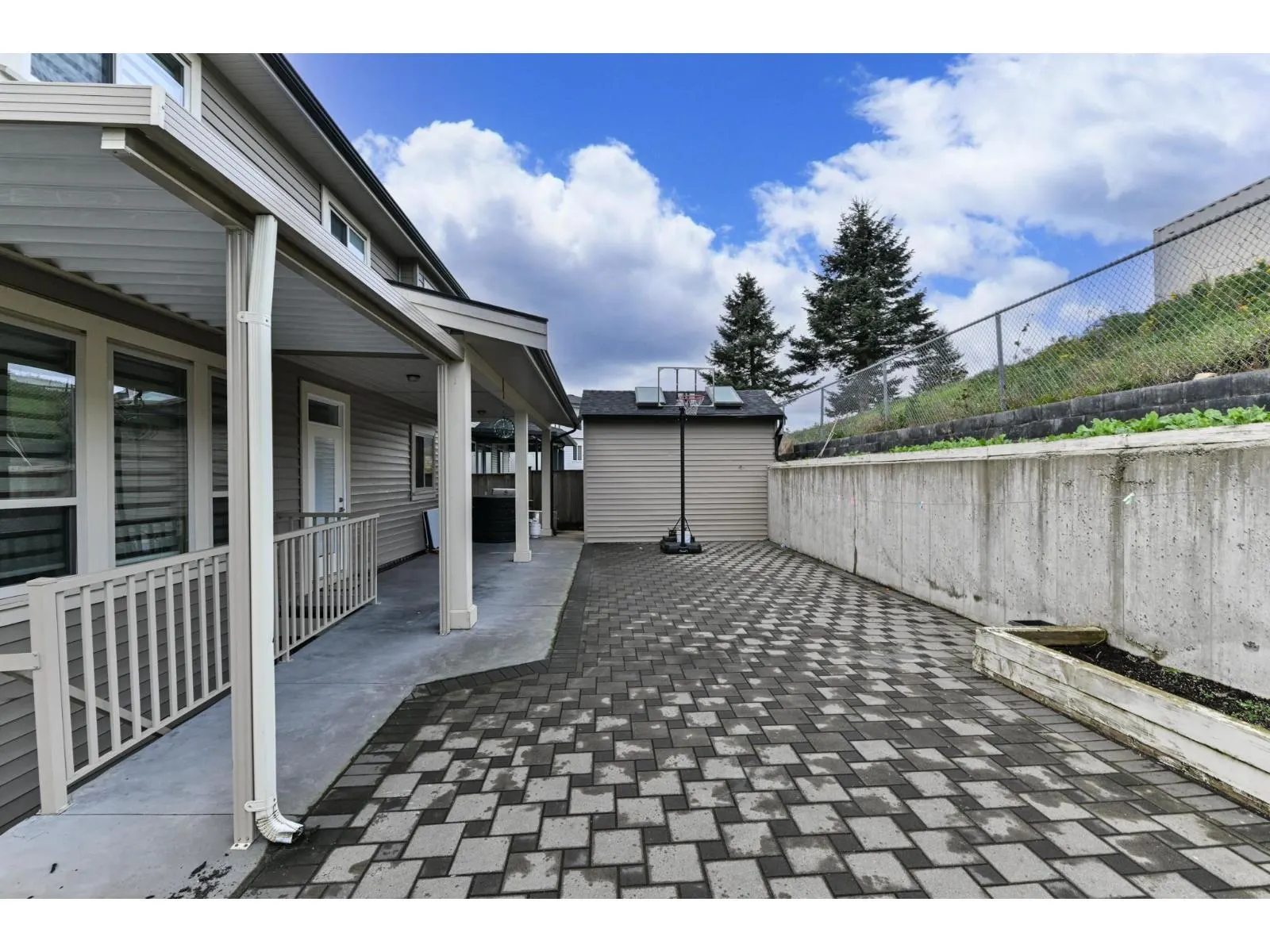 3412 HEADWATER PLACE