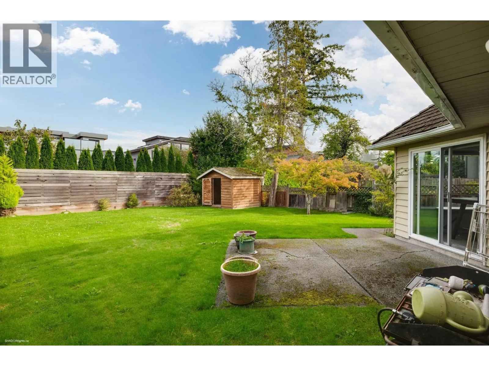 5571 FORSYTH CRESCENT