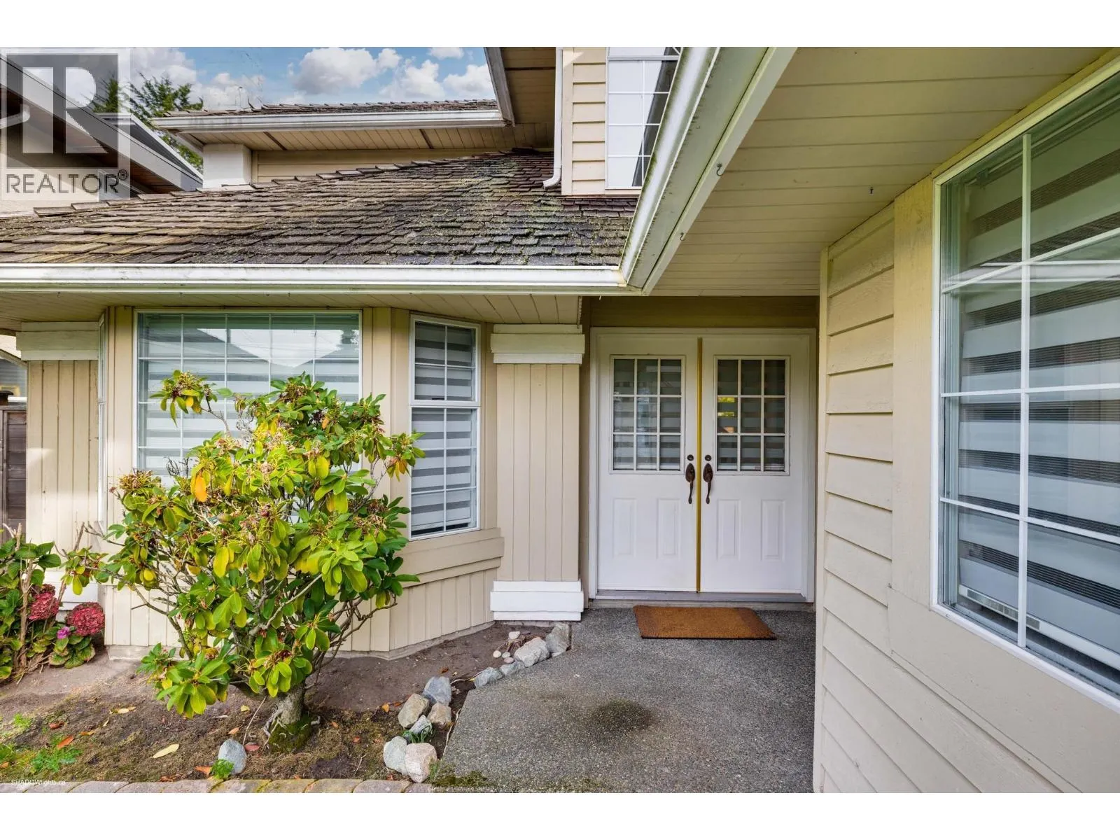 5571 FORSYTH CRESCENT