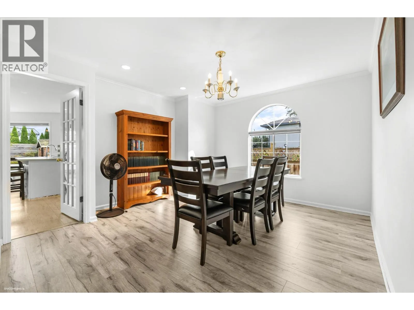 5571 FORSYTH CRESCENT