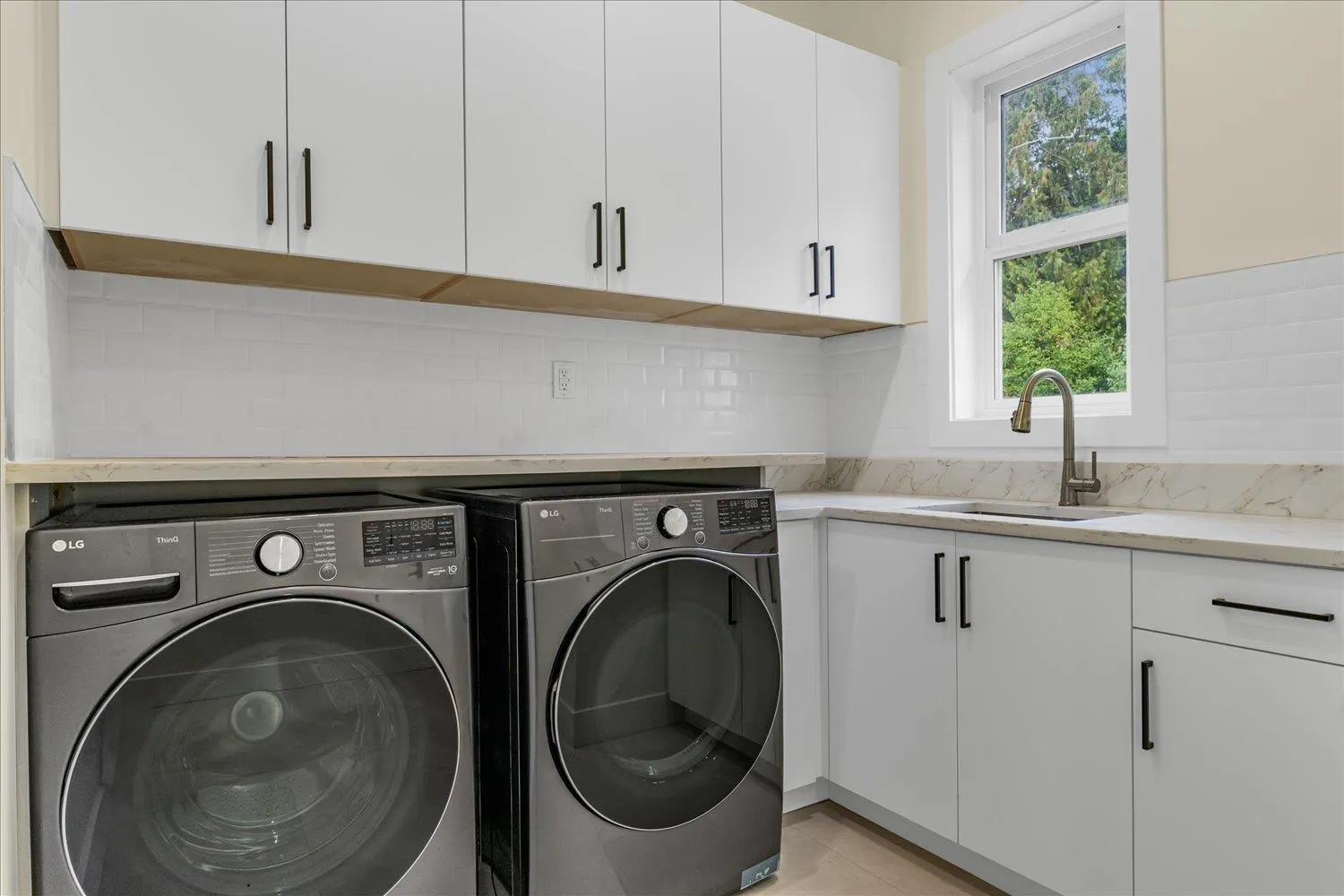 8211 HARVEST PLACE|Eastern Hillsides