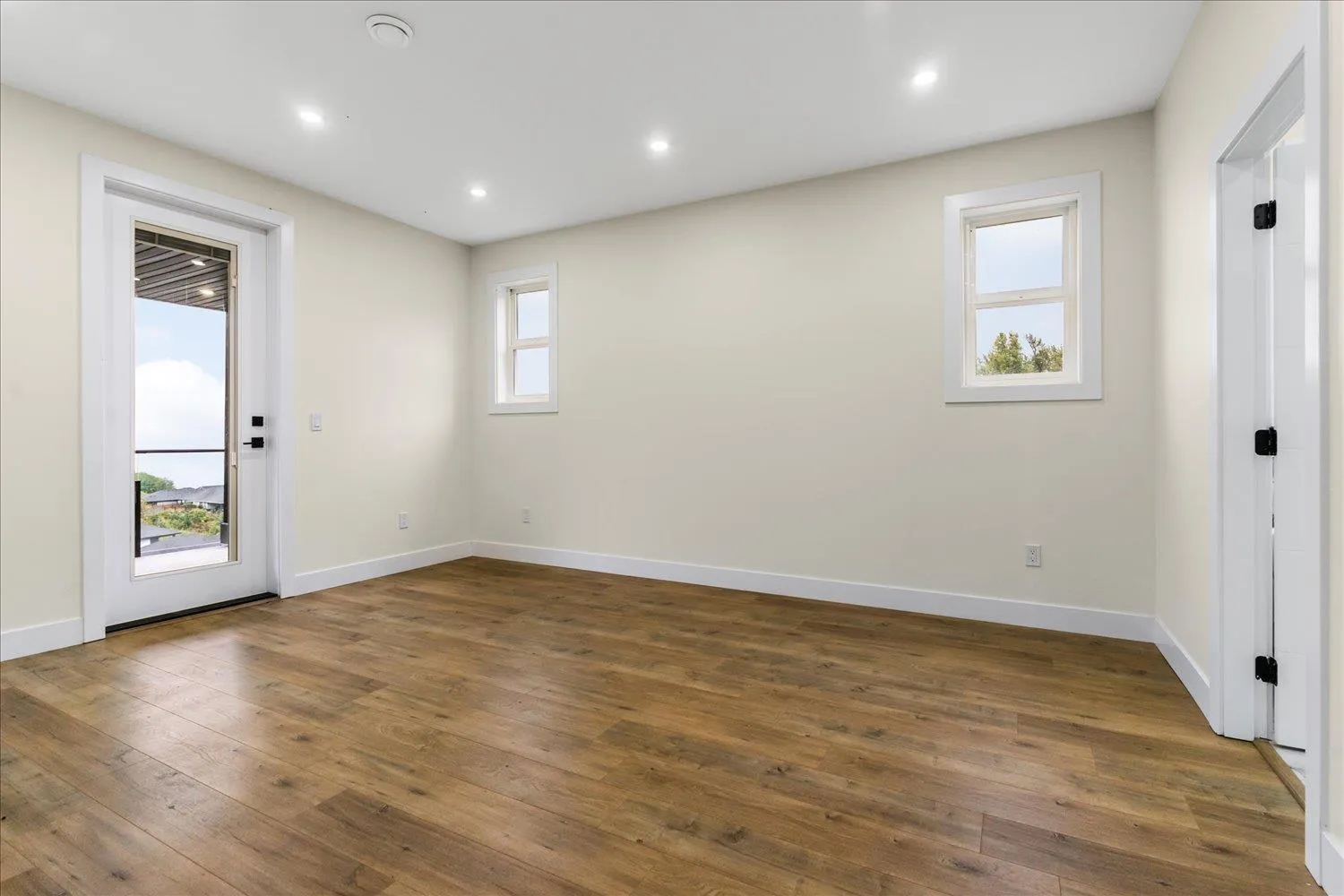 8211 HARVEST PLACE|Eastern Hillsides