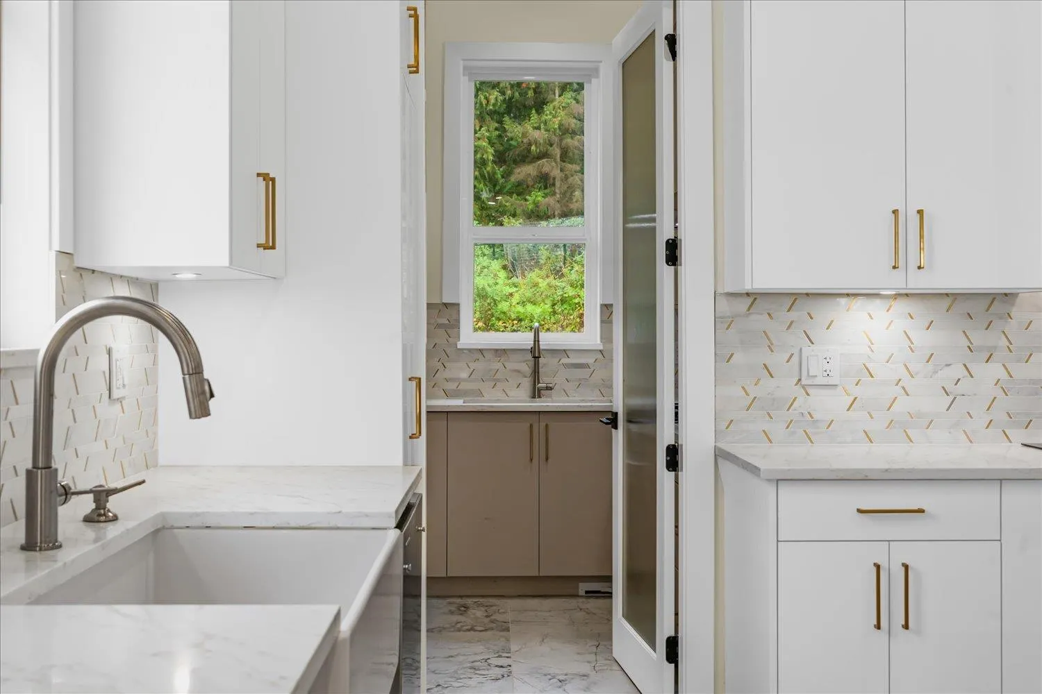 8211 HARVEST PLACE|Eastern Hillsides