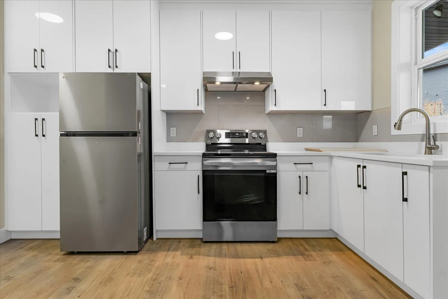 8211 HARVEST PLACE|Eastern Hillsides