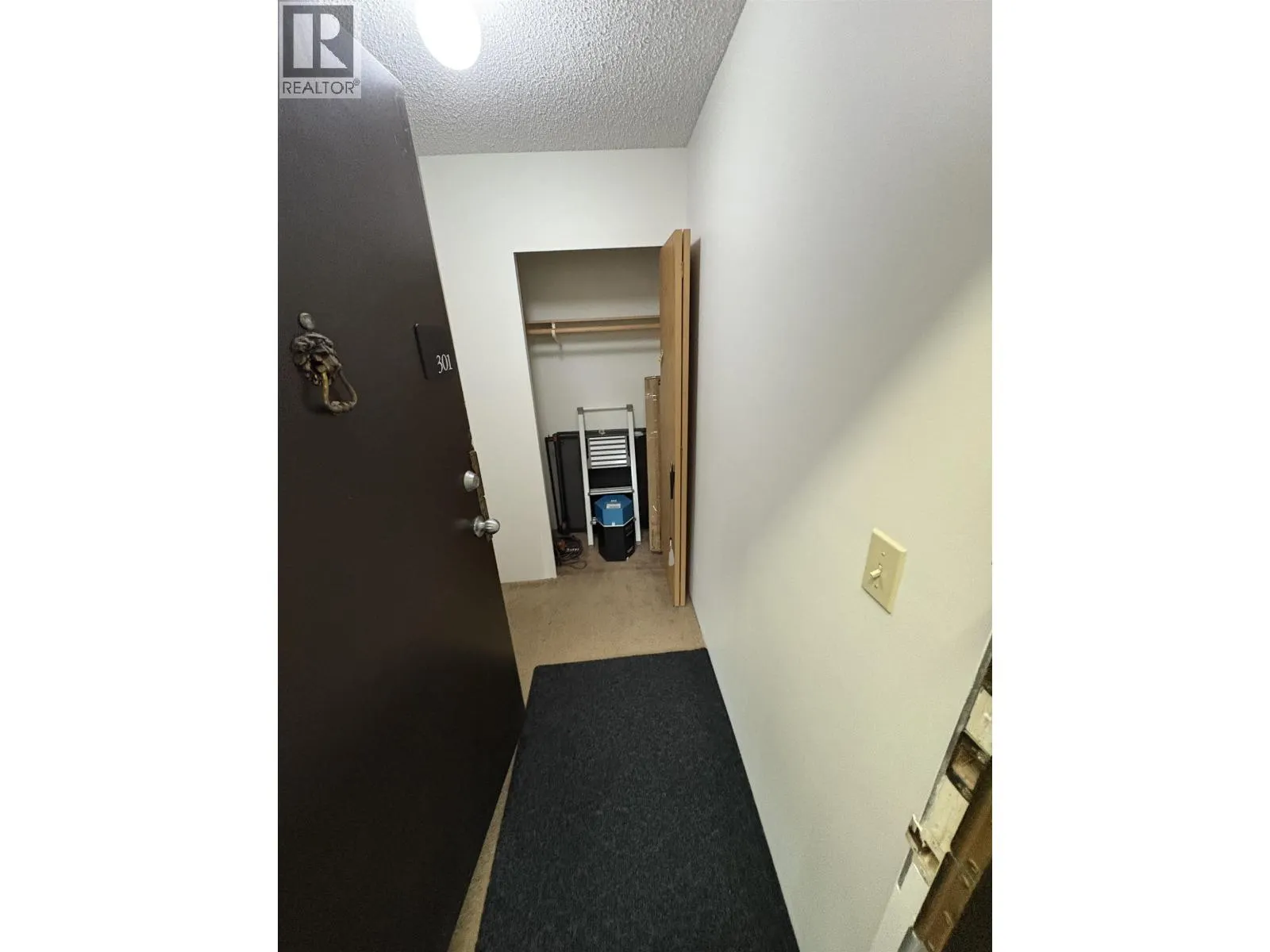 301 7411 MINORU BOULEVARD