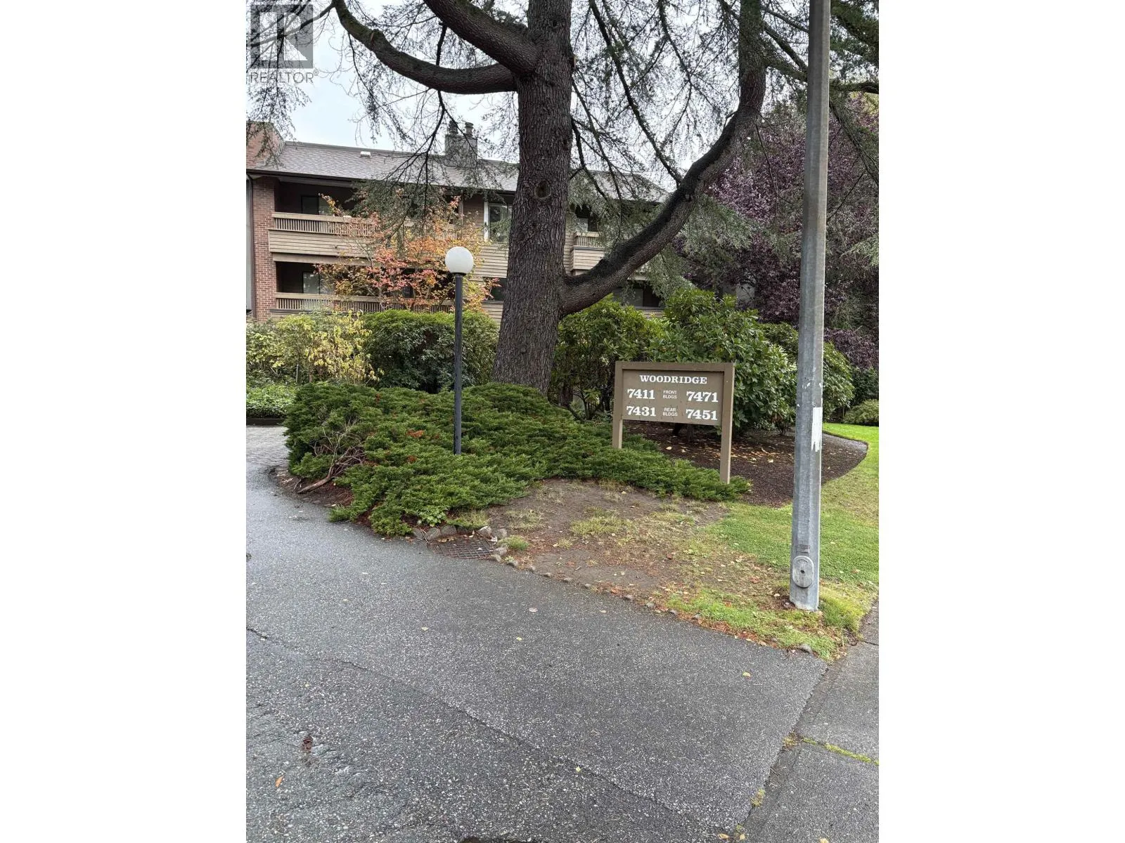 301 7411 MINORU BOULEVARD