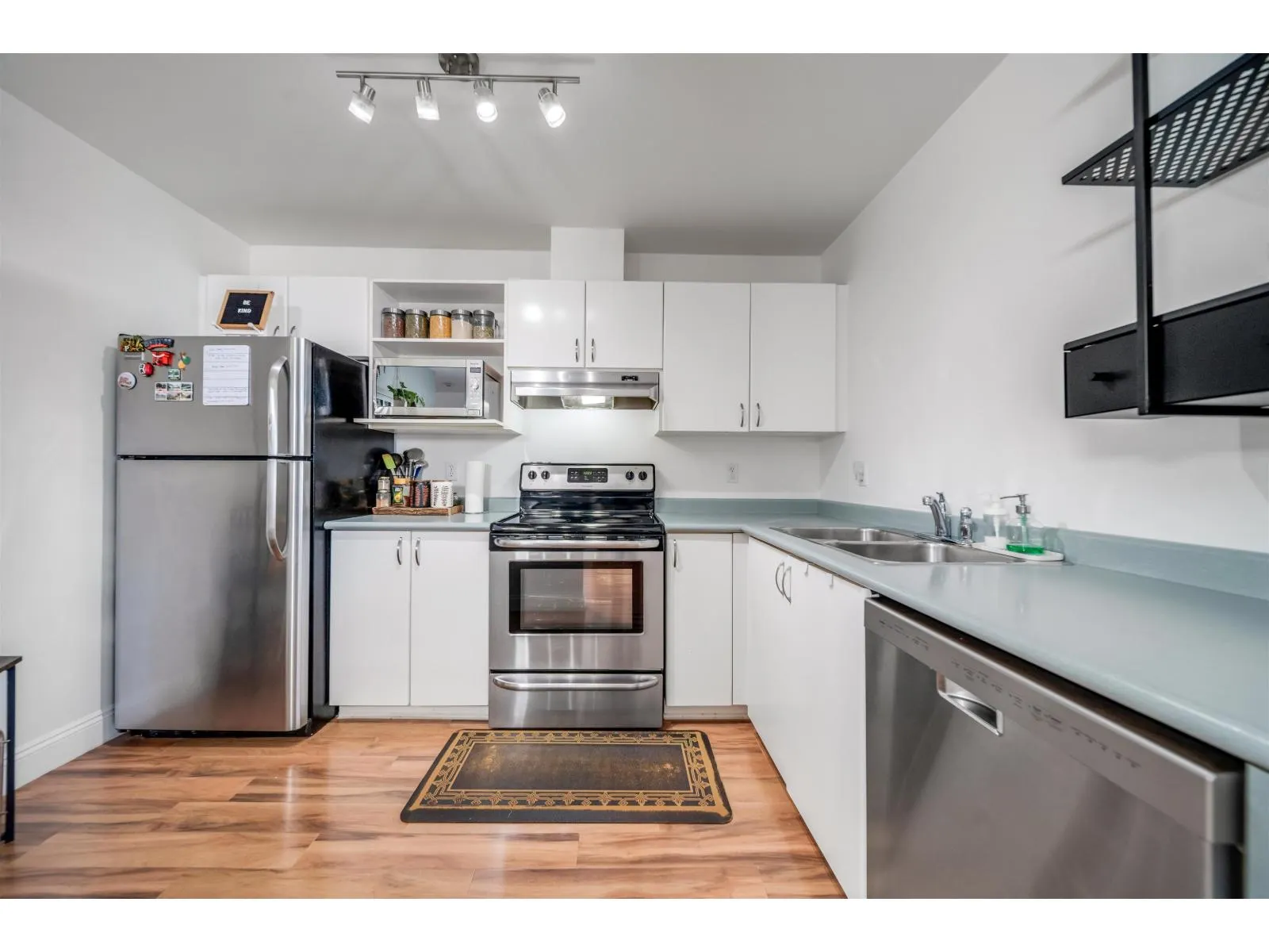 401 12110 80 AVENUE