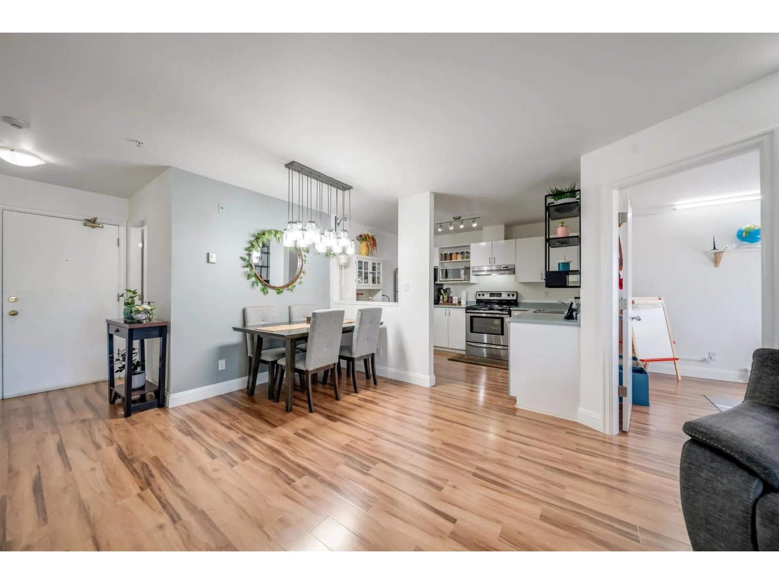 401 12110 80 AVENUE