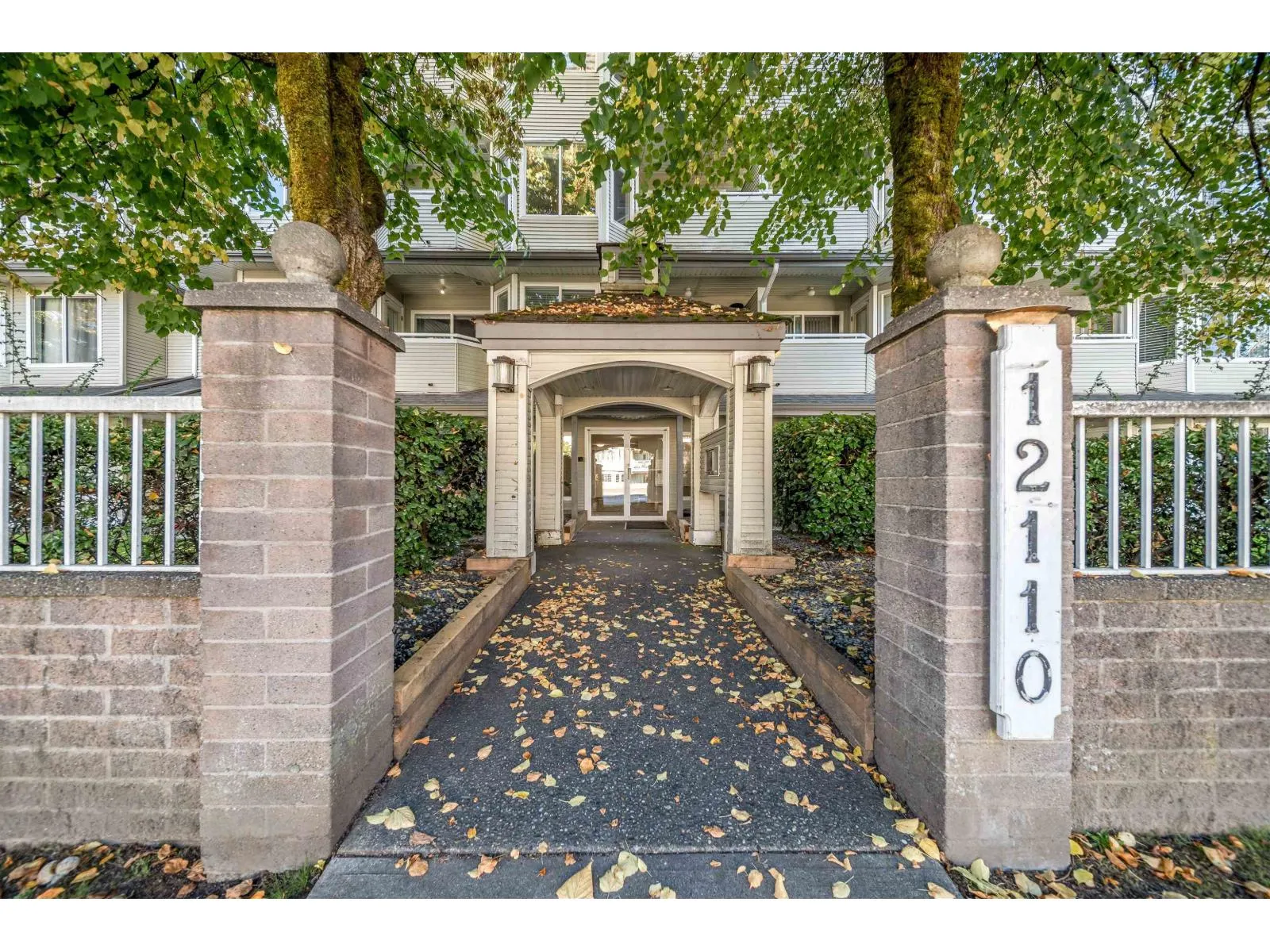 401 12110 80 AVENUE