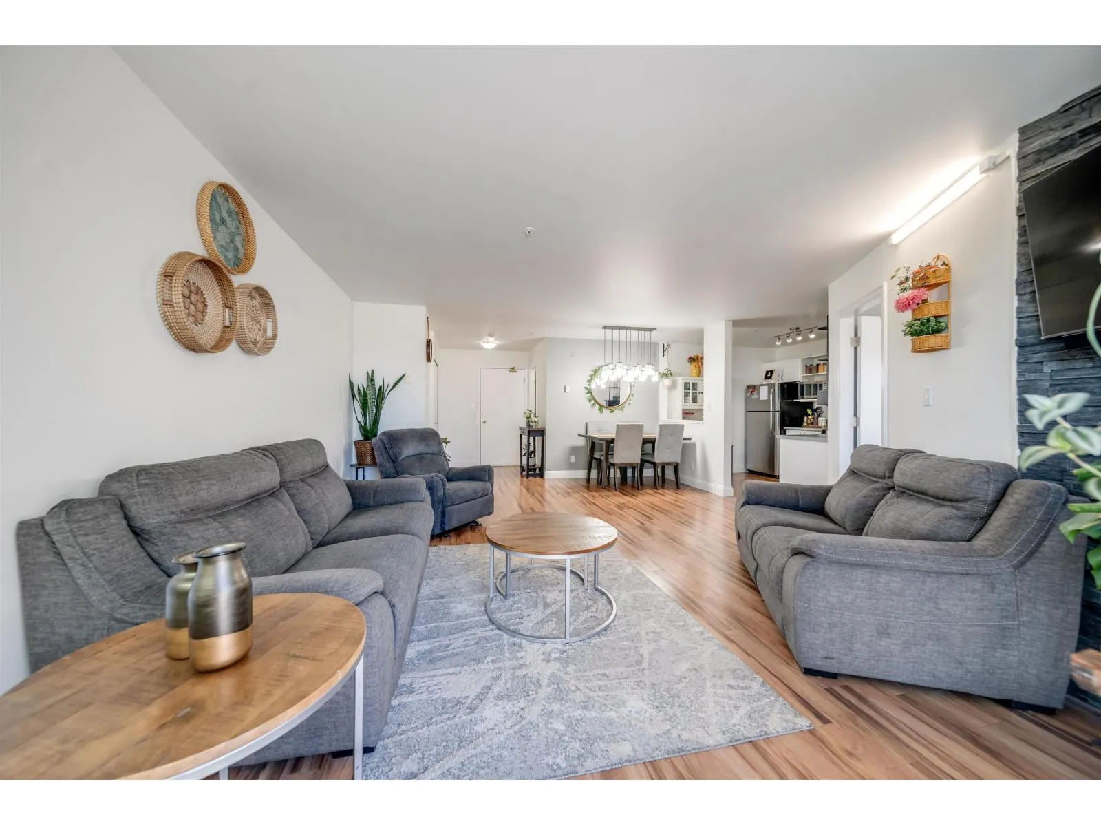401 12110 80 AVENUE