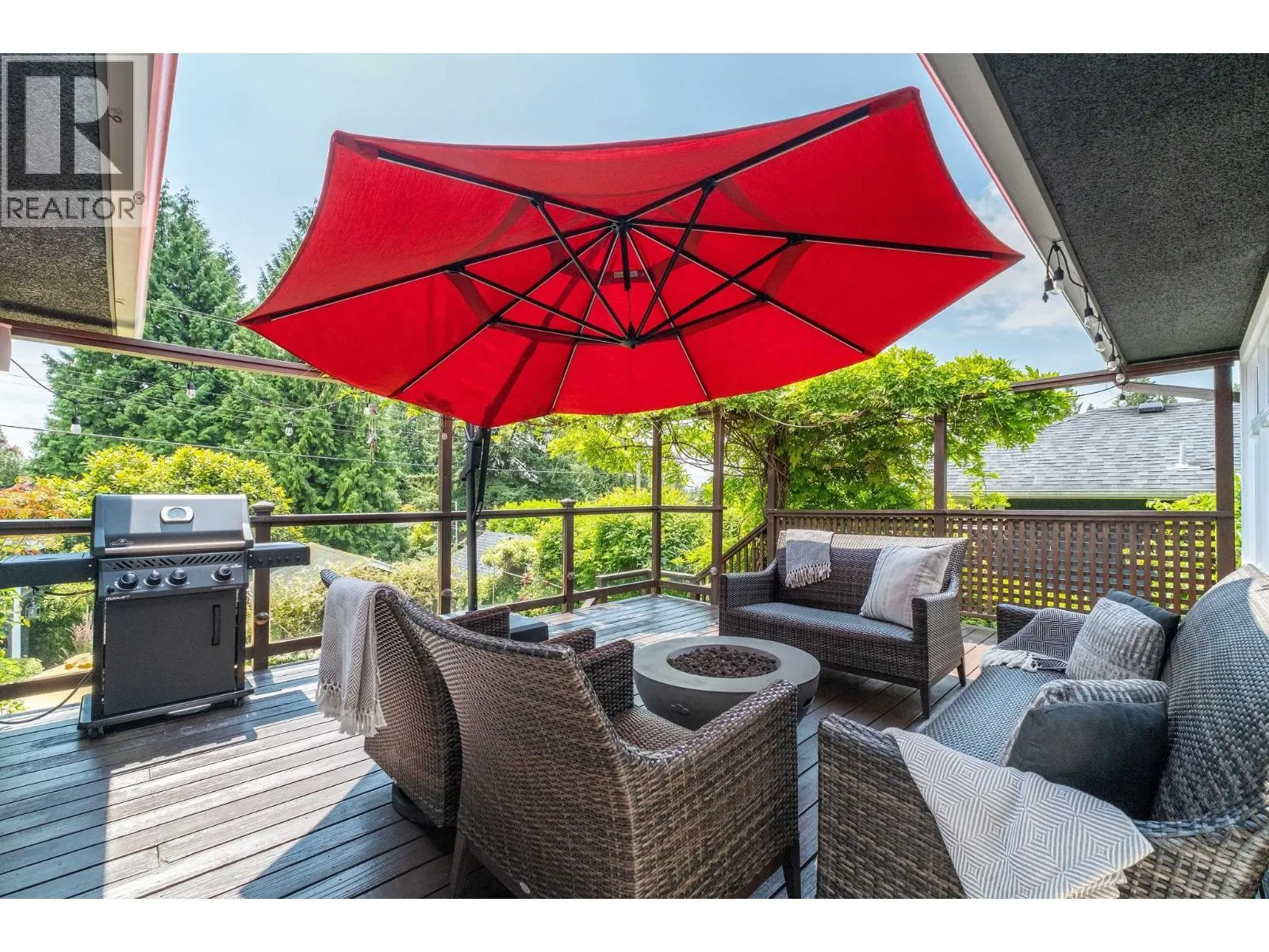 445 W 26TH STREET