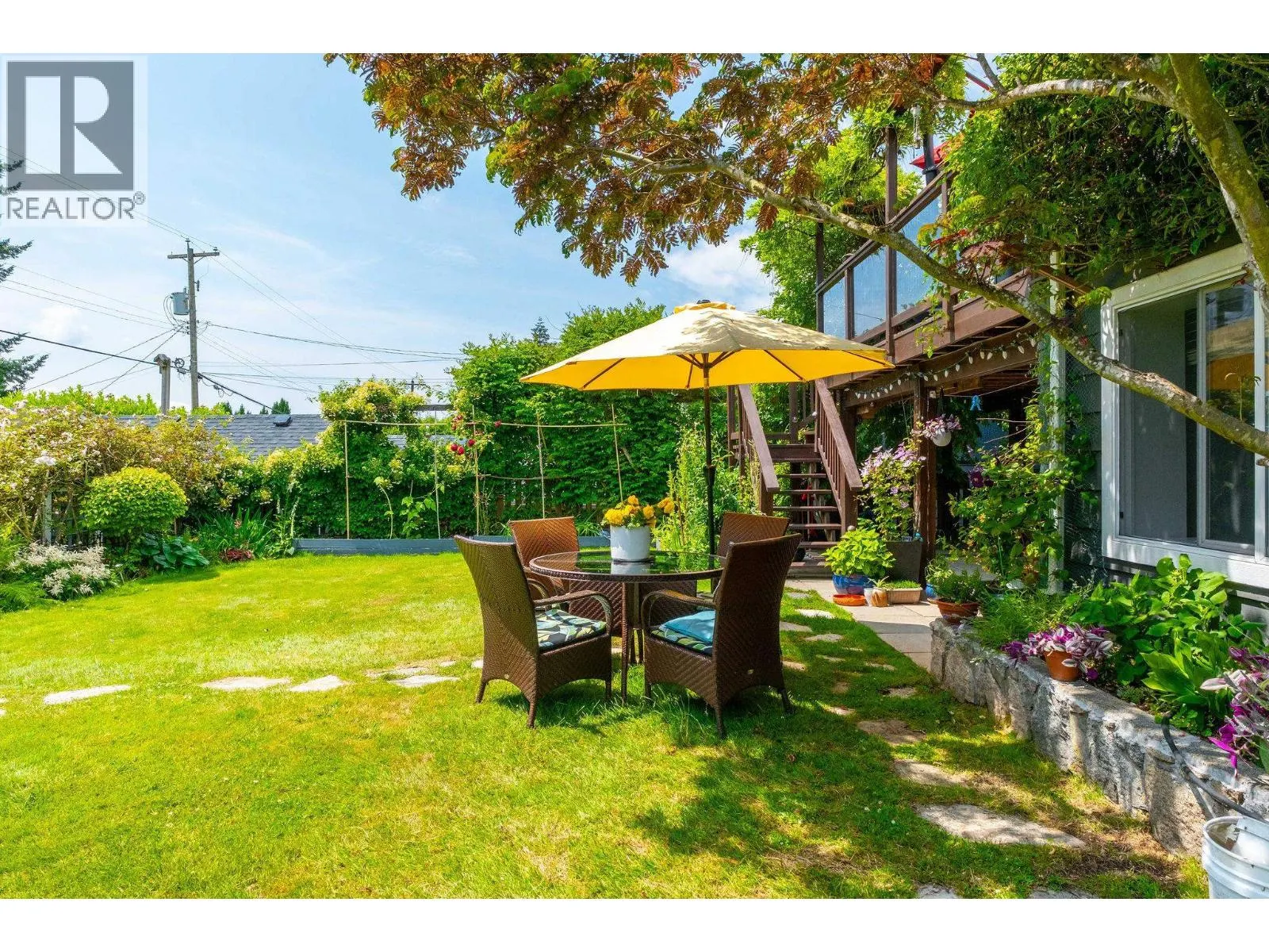 445 W 26TH STREET