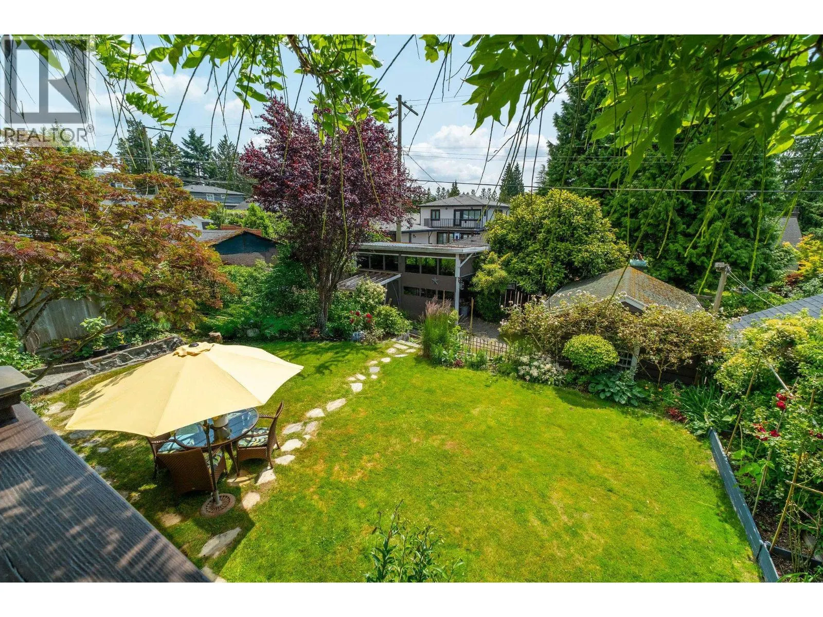 445 W 26TH STREET