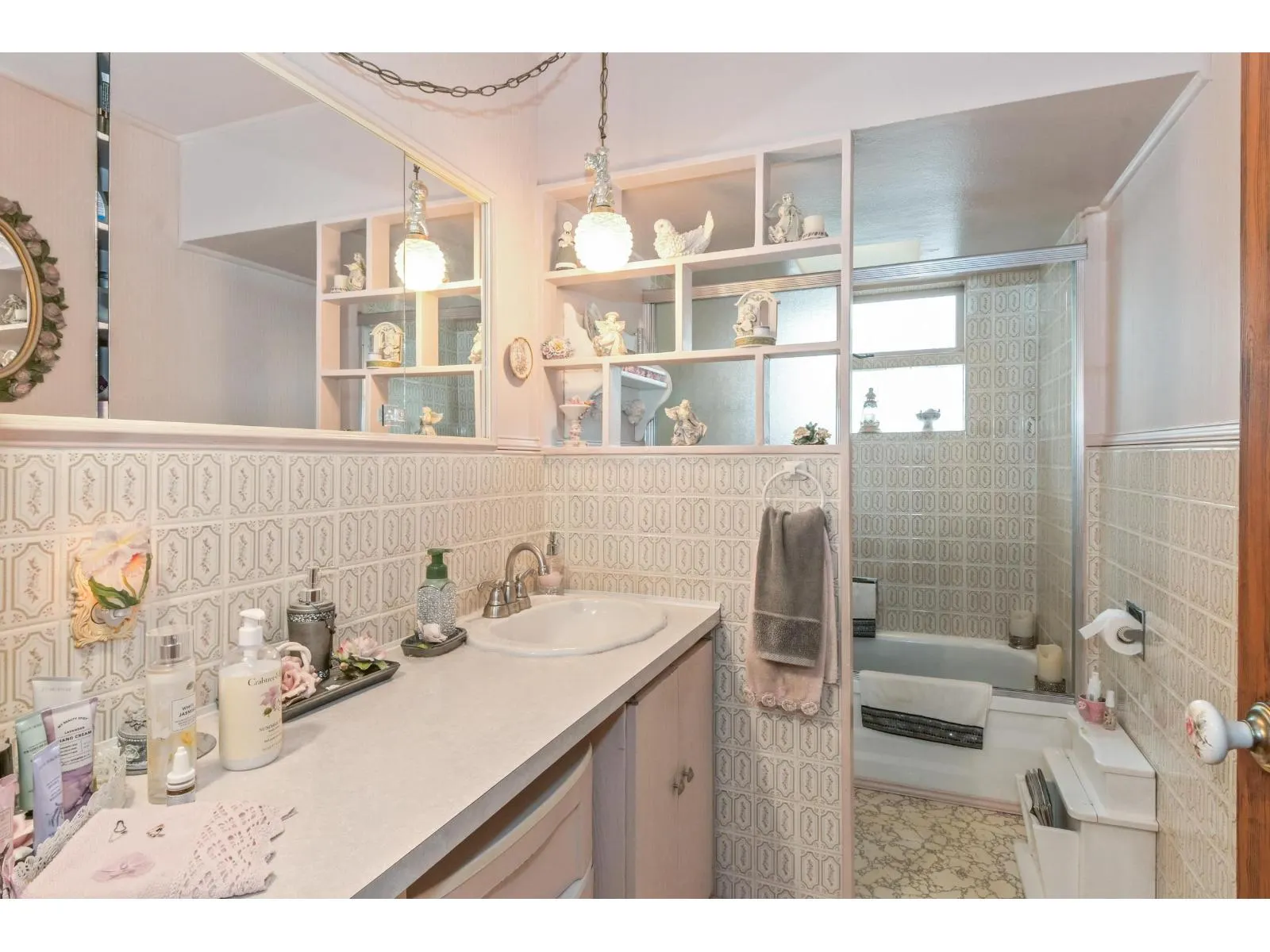 14086 77A AVENUE