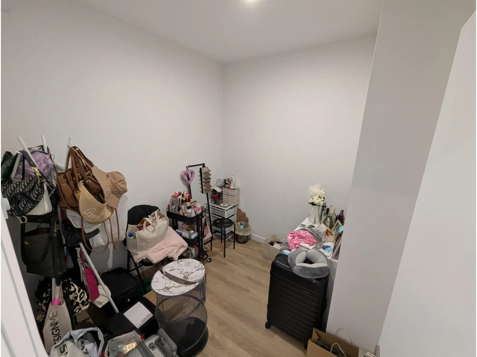 E504 13858 108 AVENUE