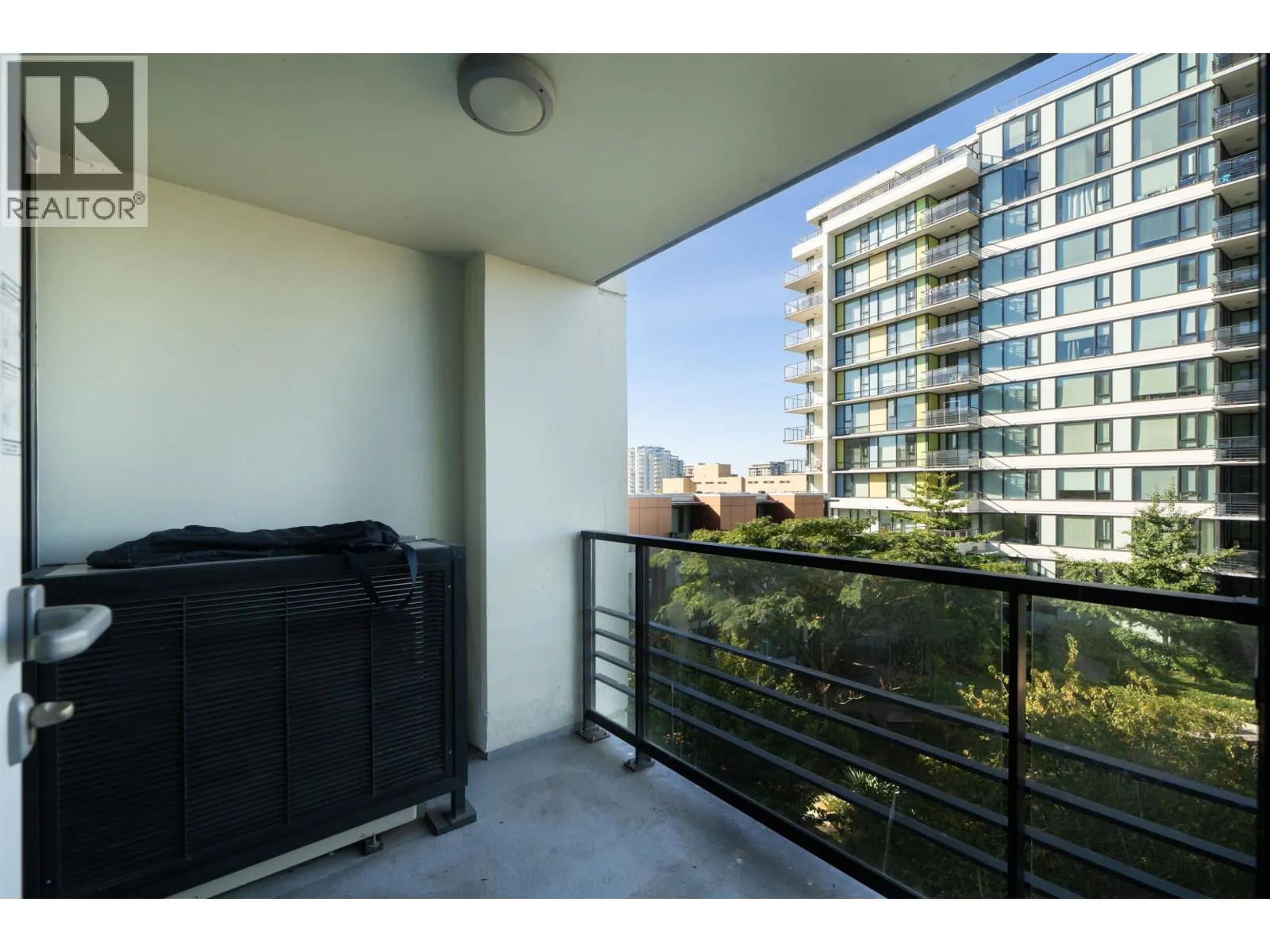 918 7988 ACKROYD ROAD