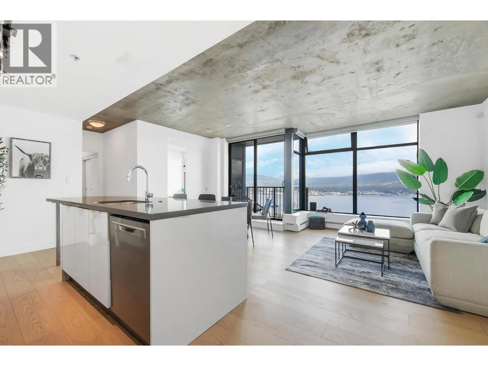 3901 128 W CORDOVA STREET