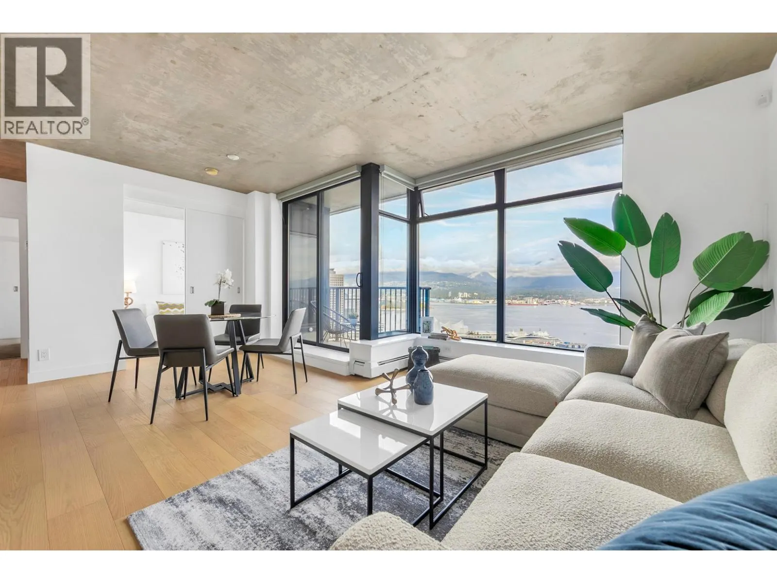 3901 128 W CORDOVA STREET