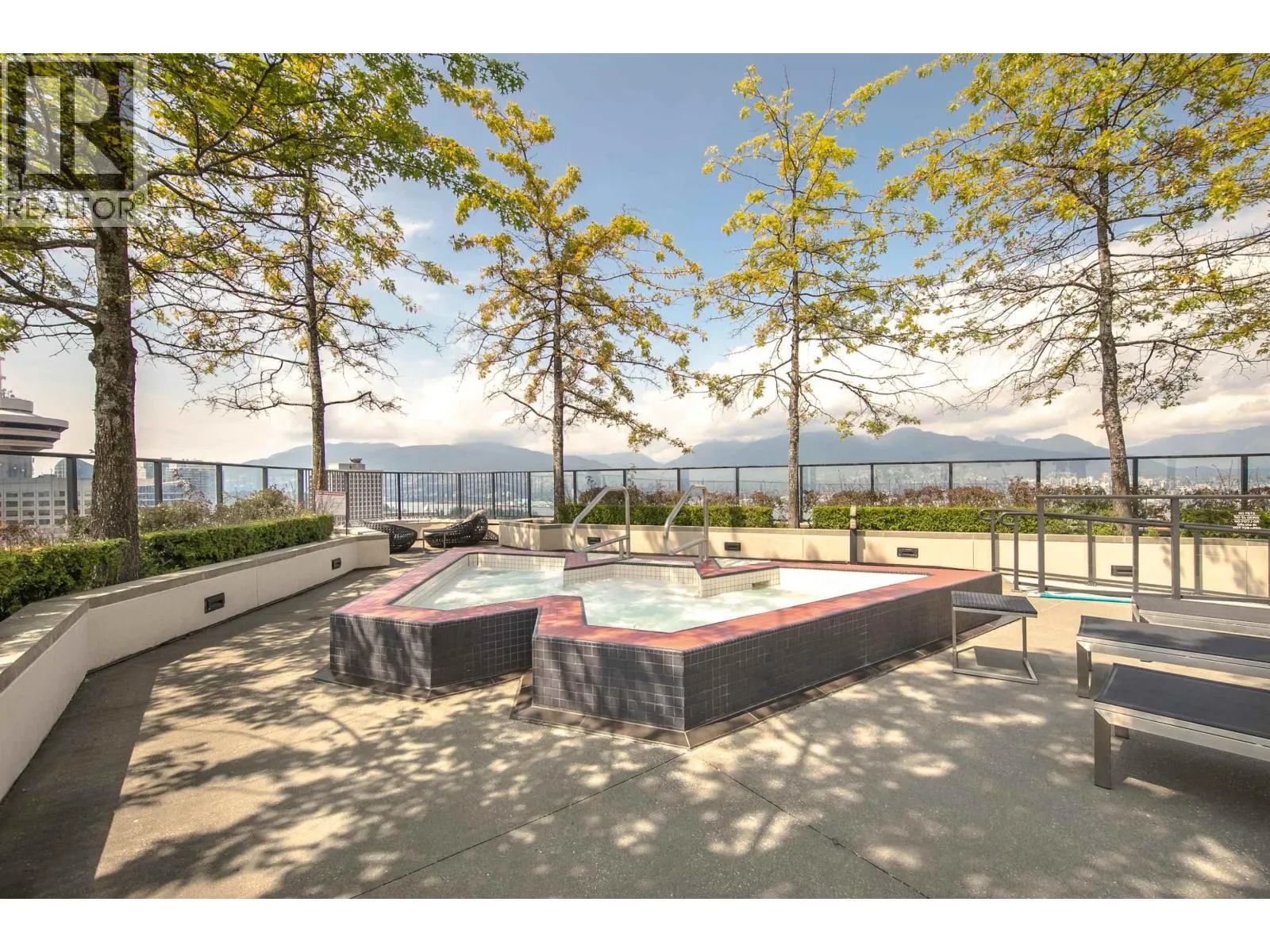 3901 128 W CORDOVA STREET