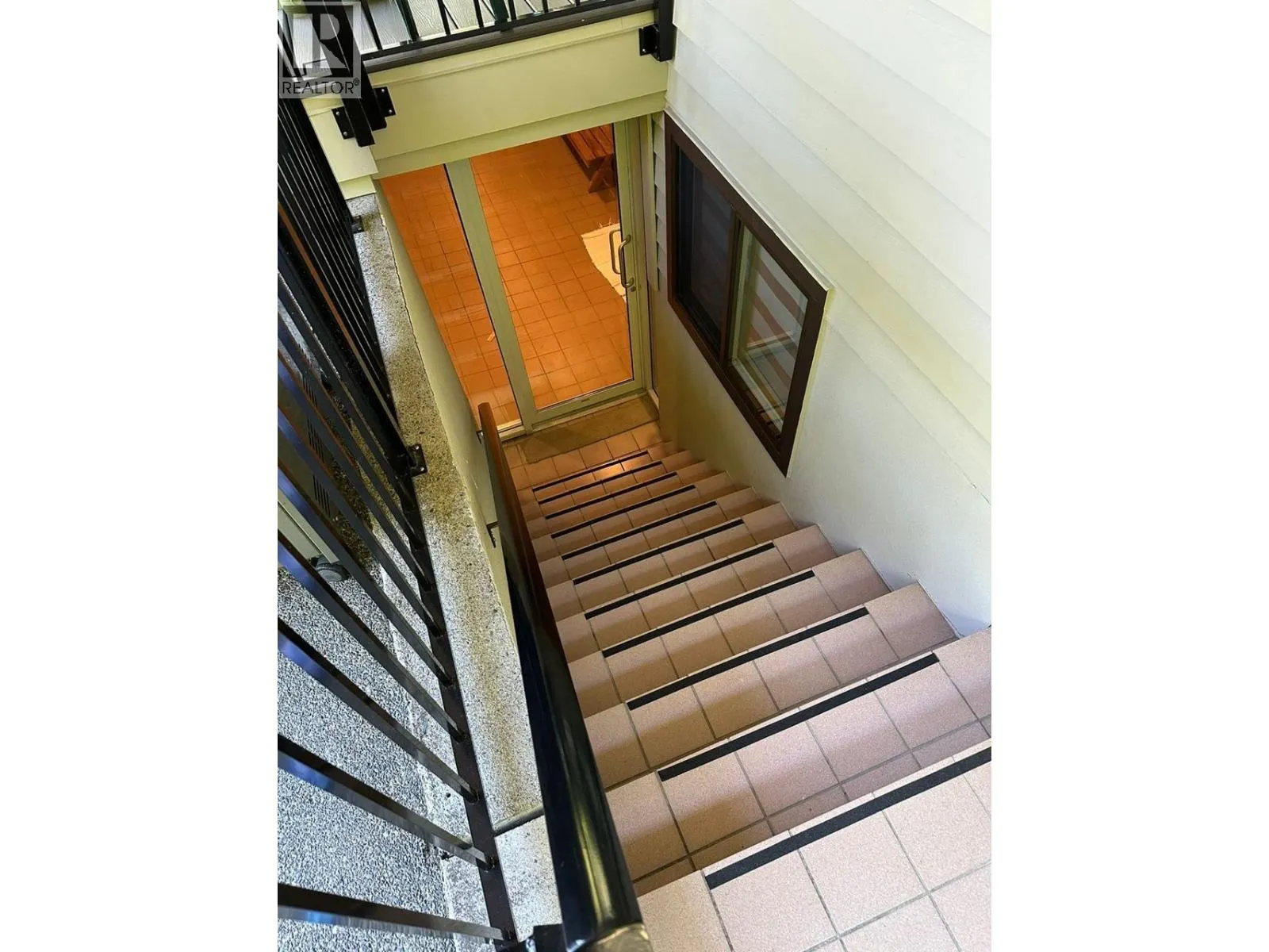 1849 SW MARINE DRIVE