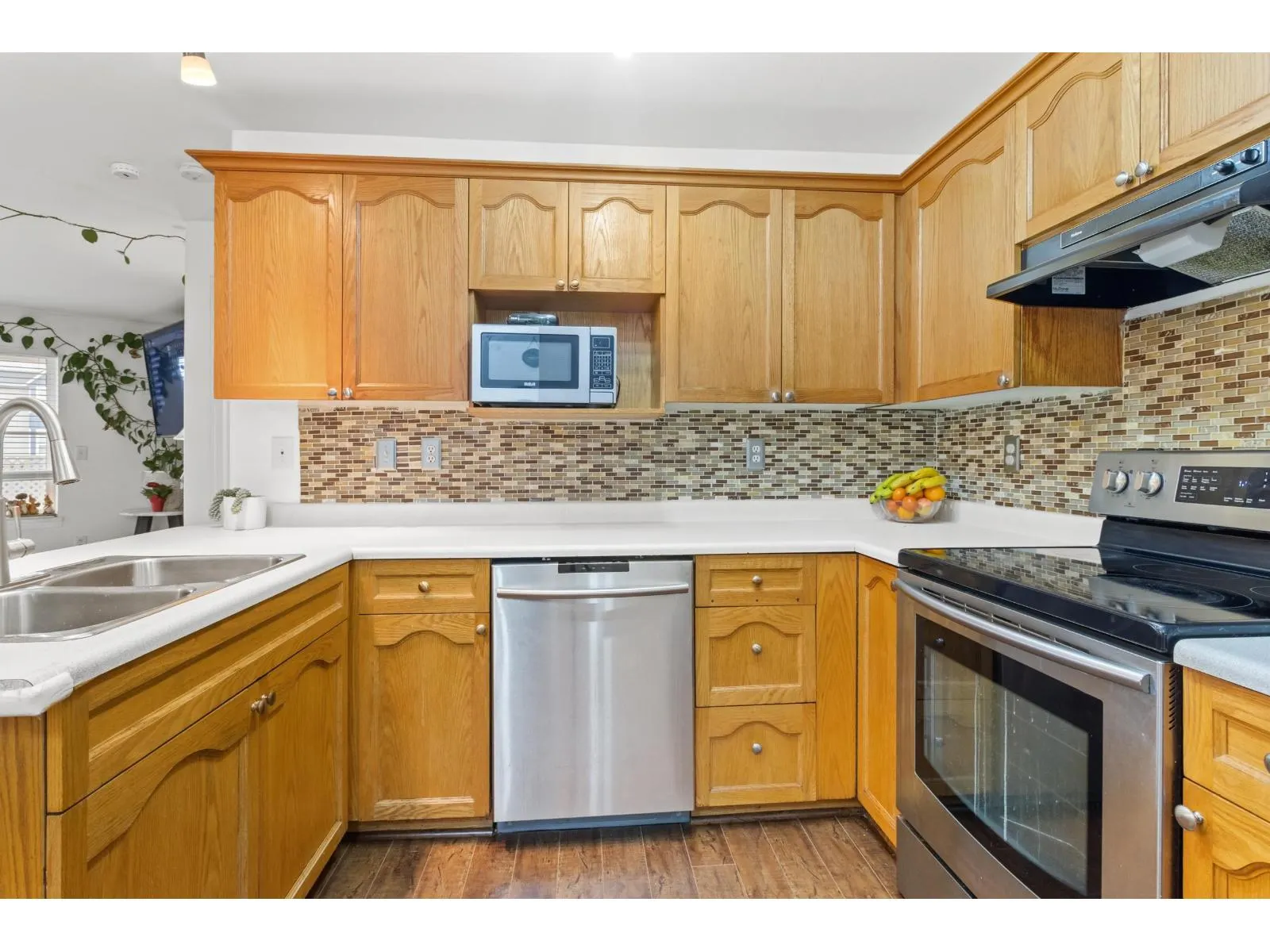 25 5915 VEDDER ROAD|Garrison Crossing