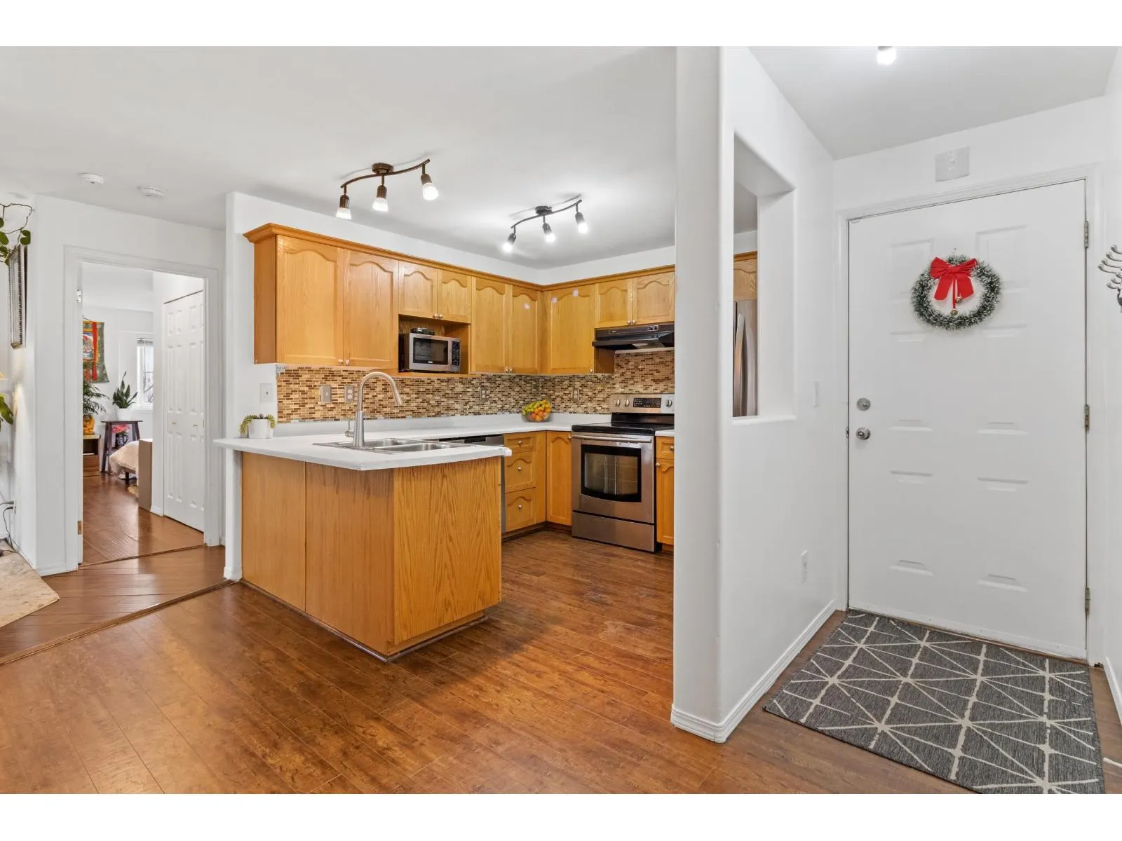 25 5915 VEDDER ROAD|Garrison Crossing