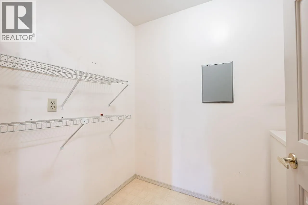 350 8611 ACKROYD ROAD