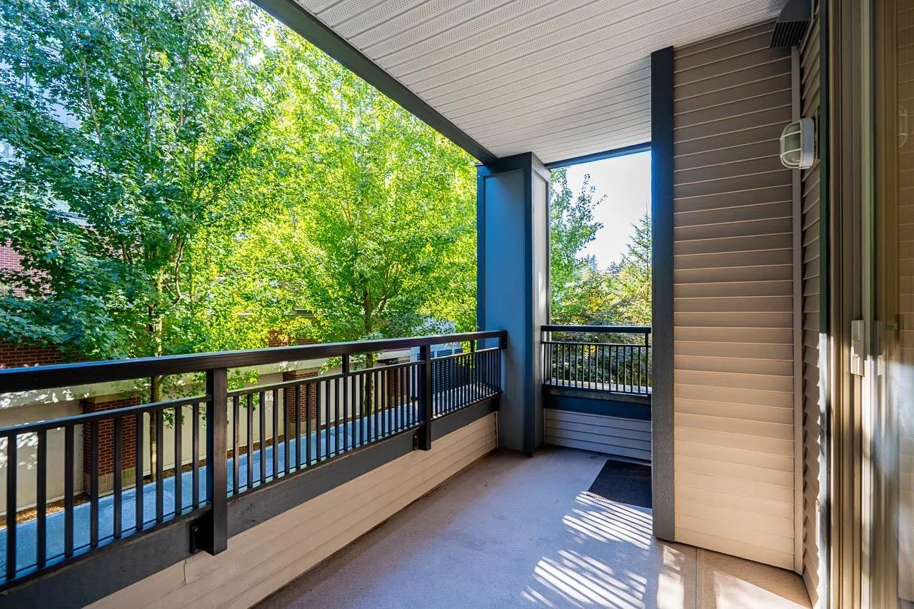 206 10455 UNIVERSITY DRIVE