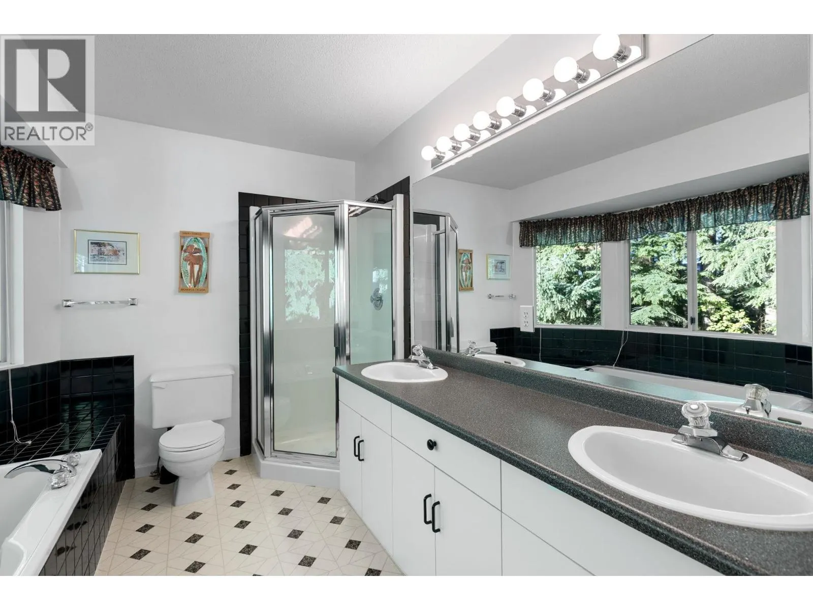 2826 THIMBLEBERRY COURT