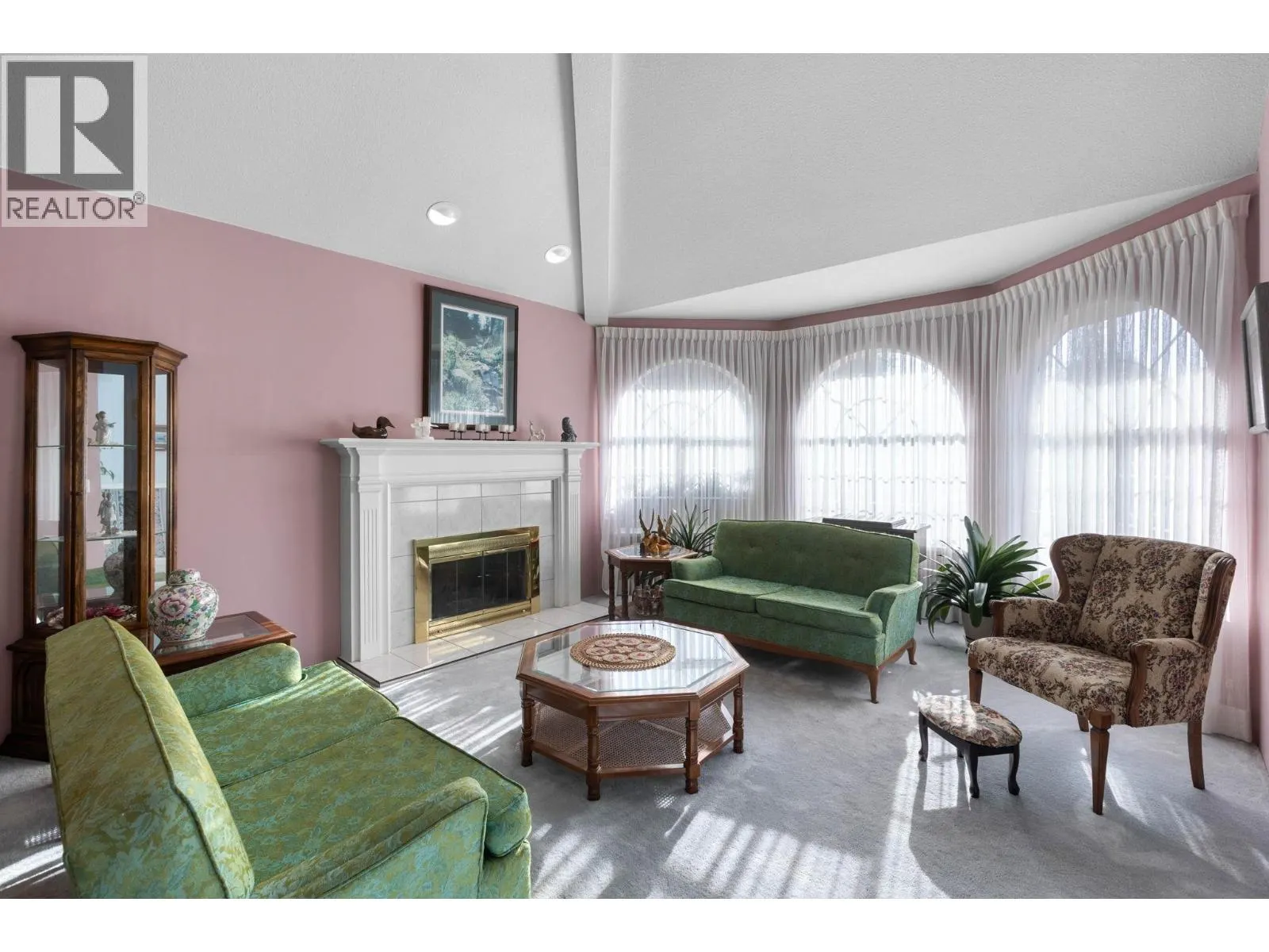 2826 THIMBLEBERRY COURT