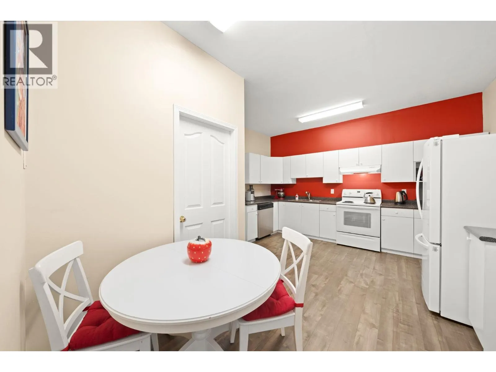 2258 SORRENTO DRIVE