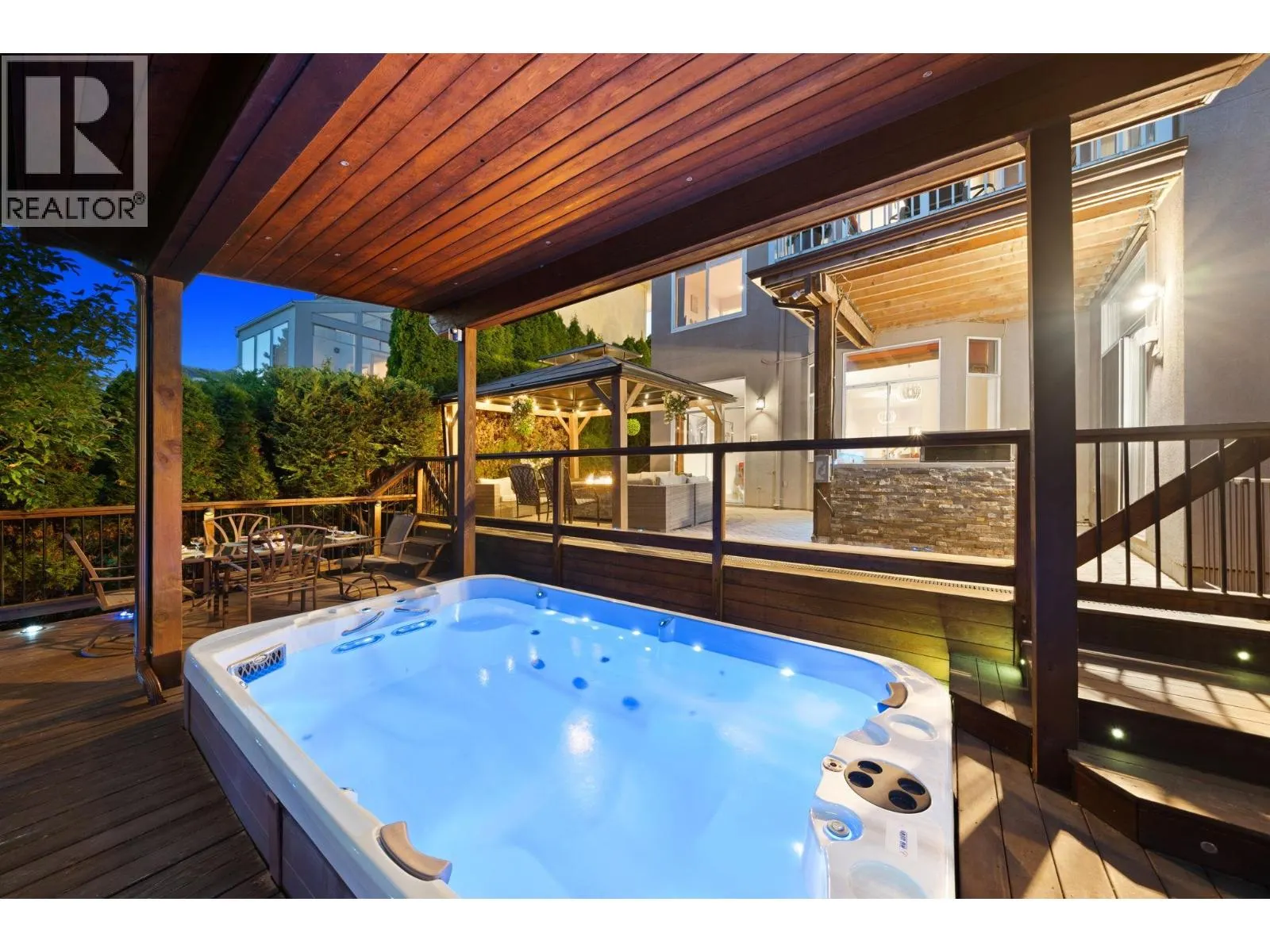 2258 SORRENTO DRIVE