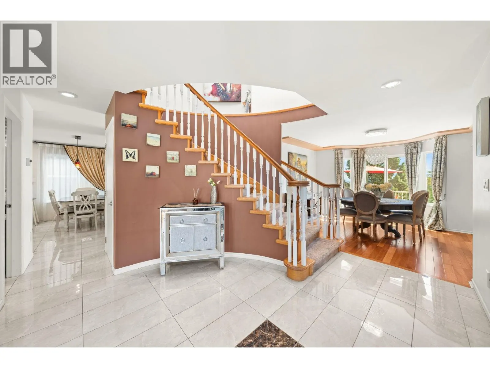 2258 SORRENTO DRIVE