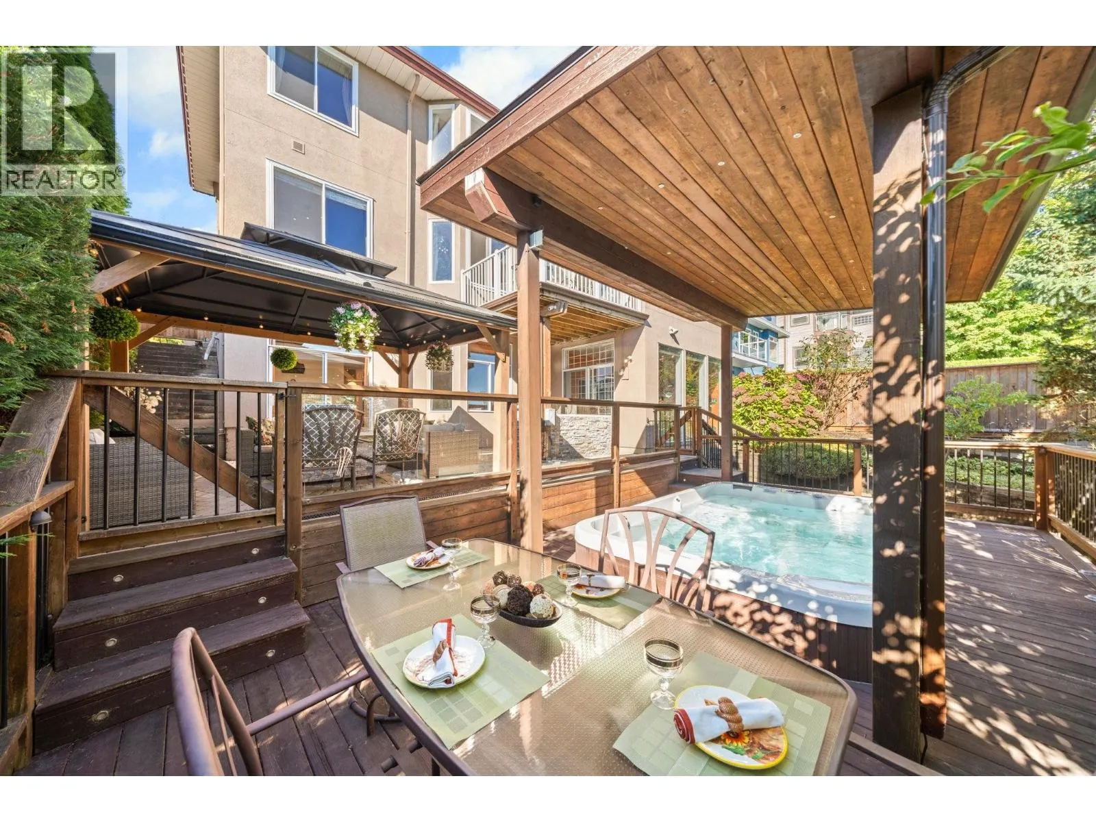 2258 SORRENTO DRIVE