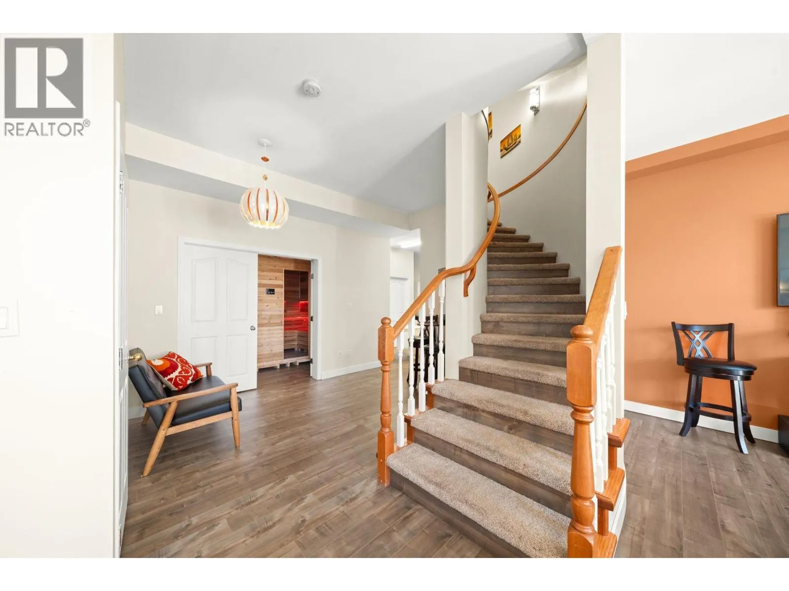 2258 SORRENTO DRIVE