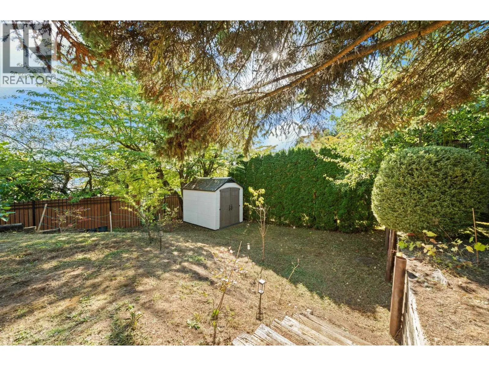 2258 SORRENTO DRIVE