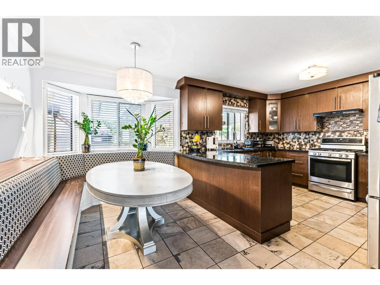 1147 CONFEDERATION DRIVE