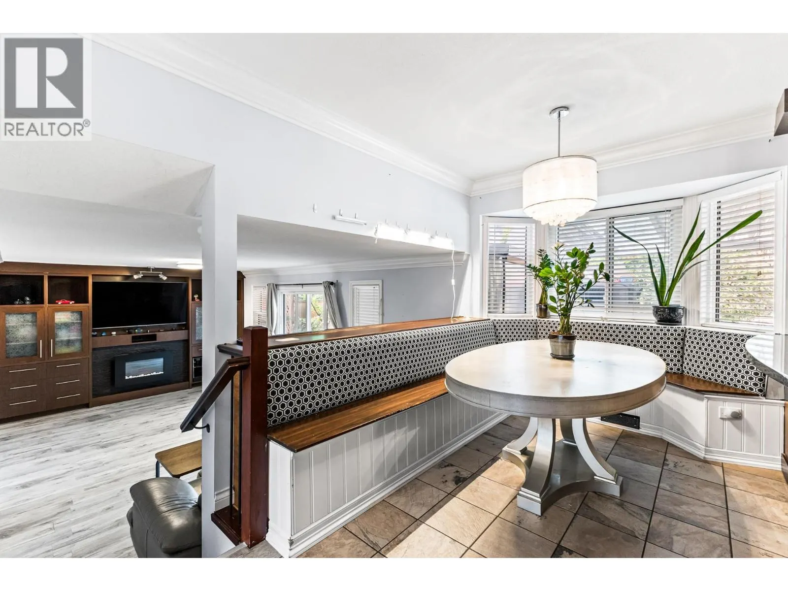 1147 CONFEDERATION DRIVE