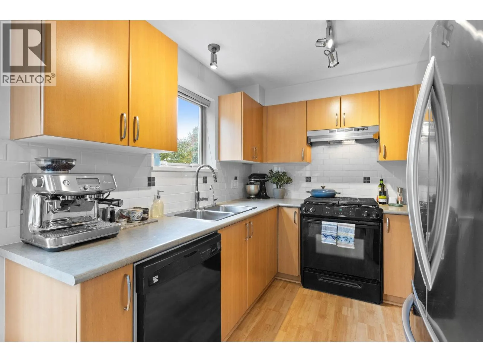 210 200 KLAHANIE DRIVE