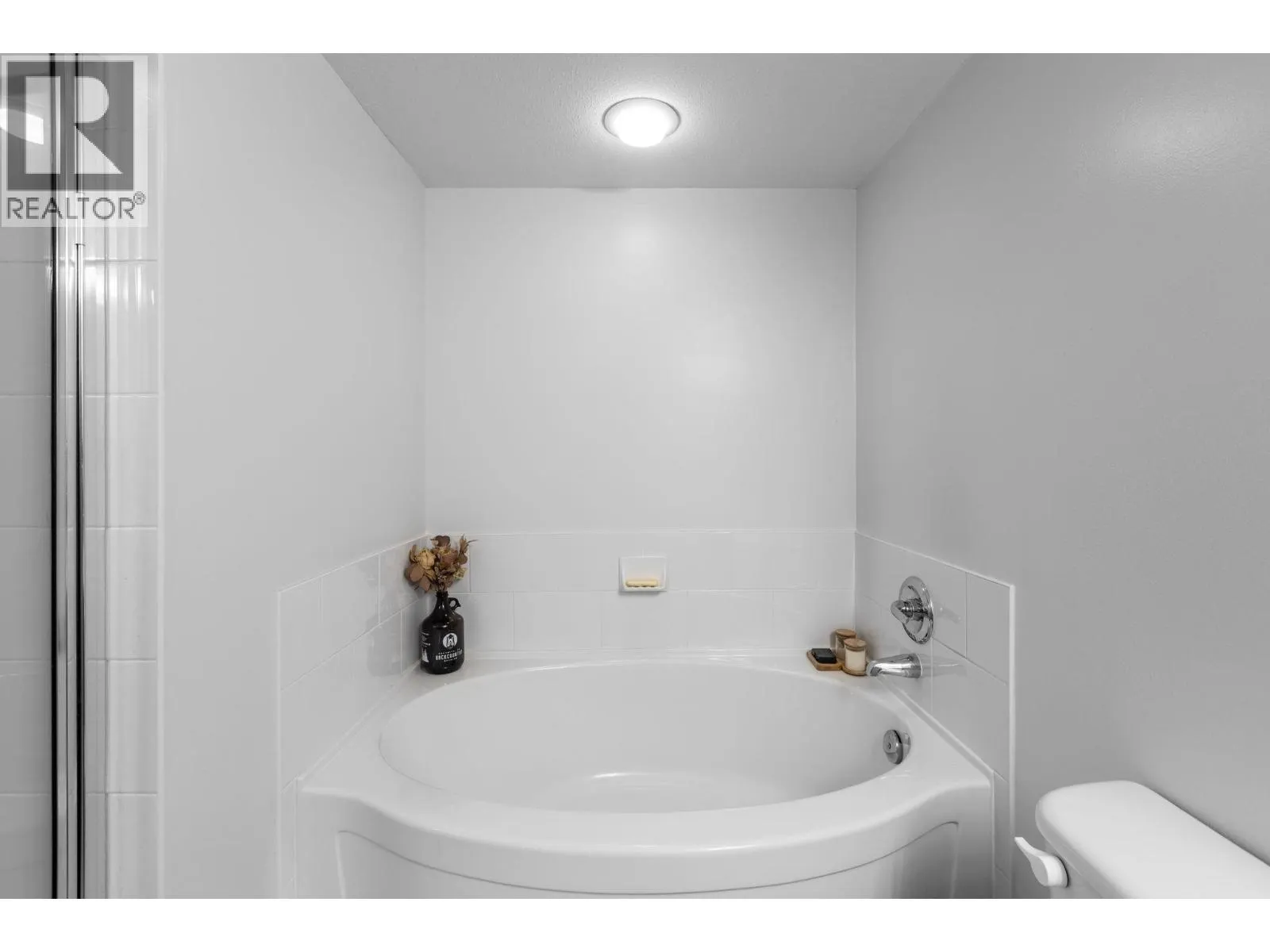 210 200 KLAHANIE DRIVE