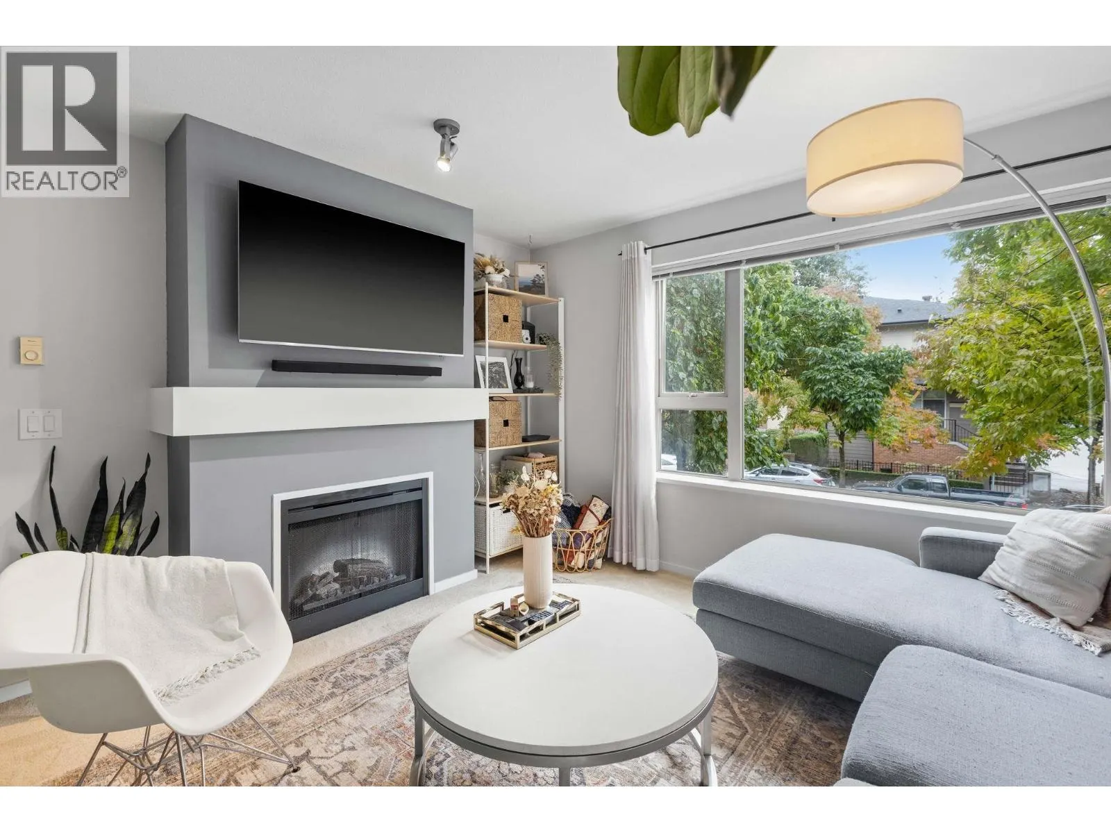 210 200 KLAHANIE DRIVE